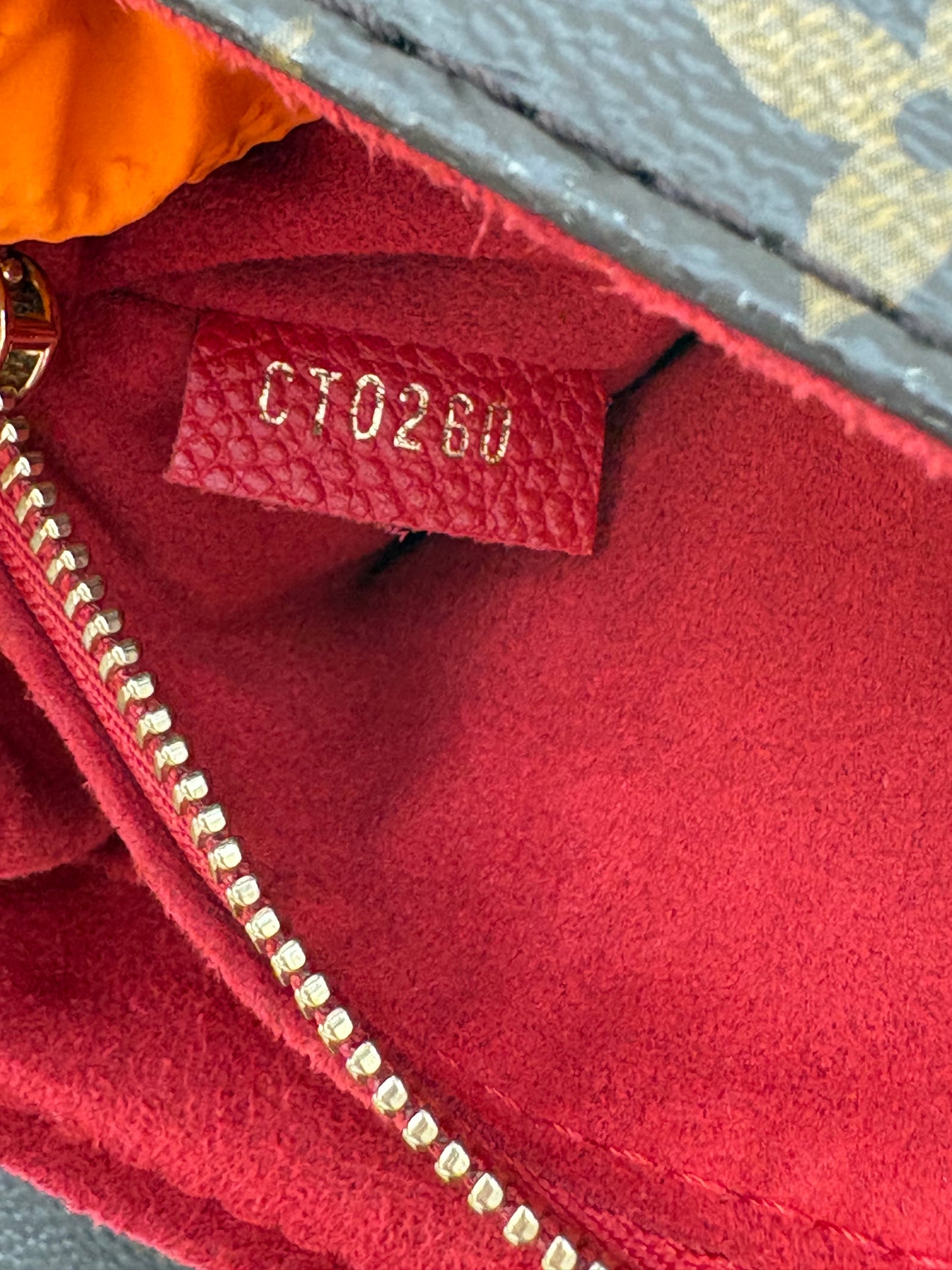 383830 - Louis Vuitton Saint Placide