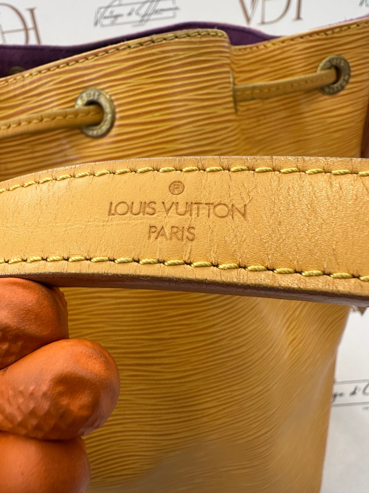 017929 - Louis Vuitton Yellow Epi Noè
