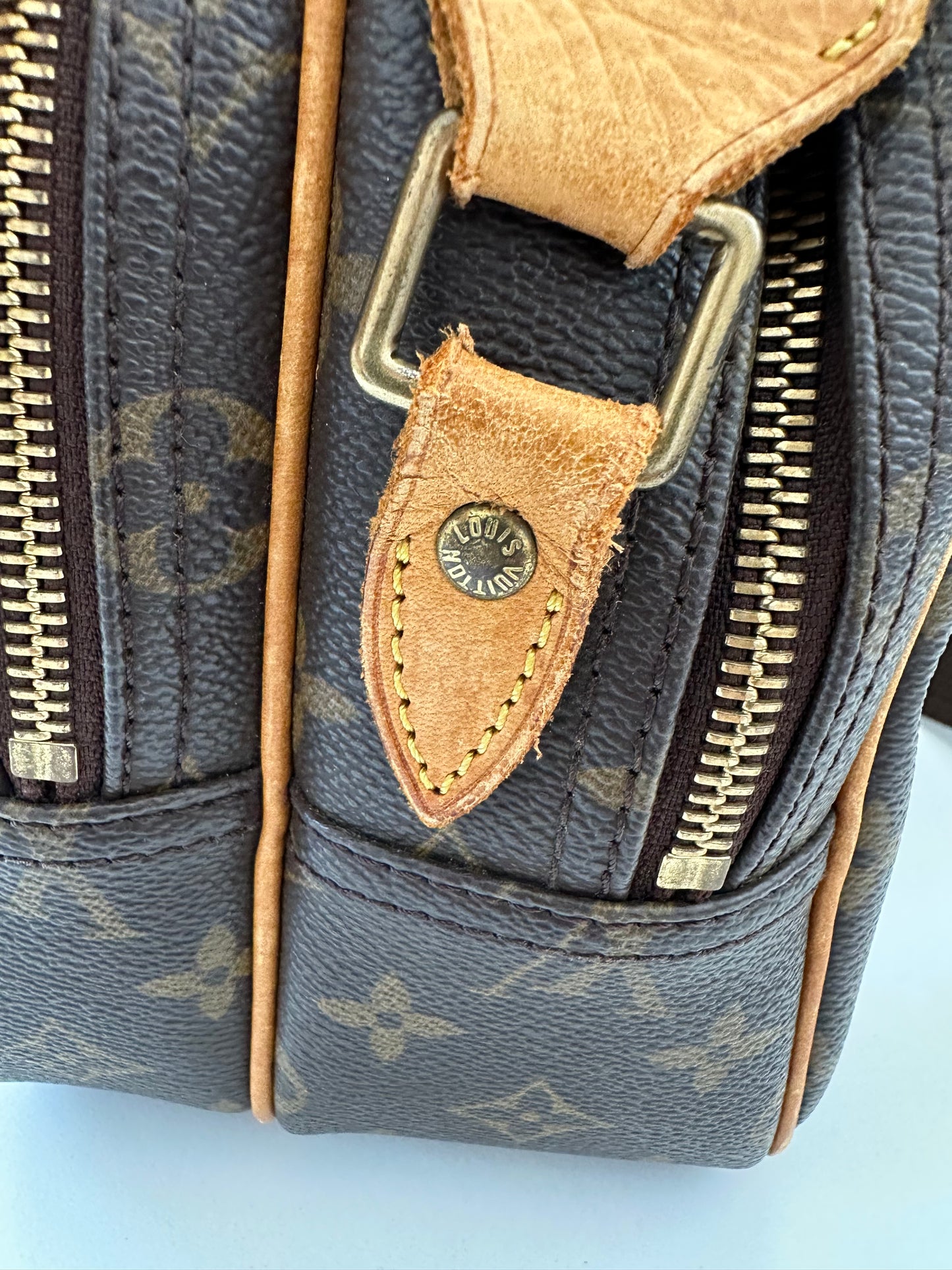 Louis Vuitton Reporter PM