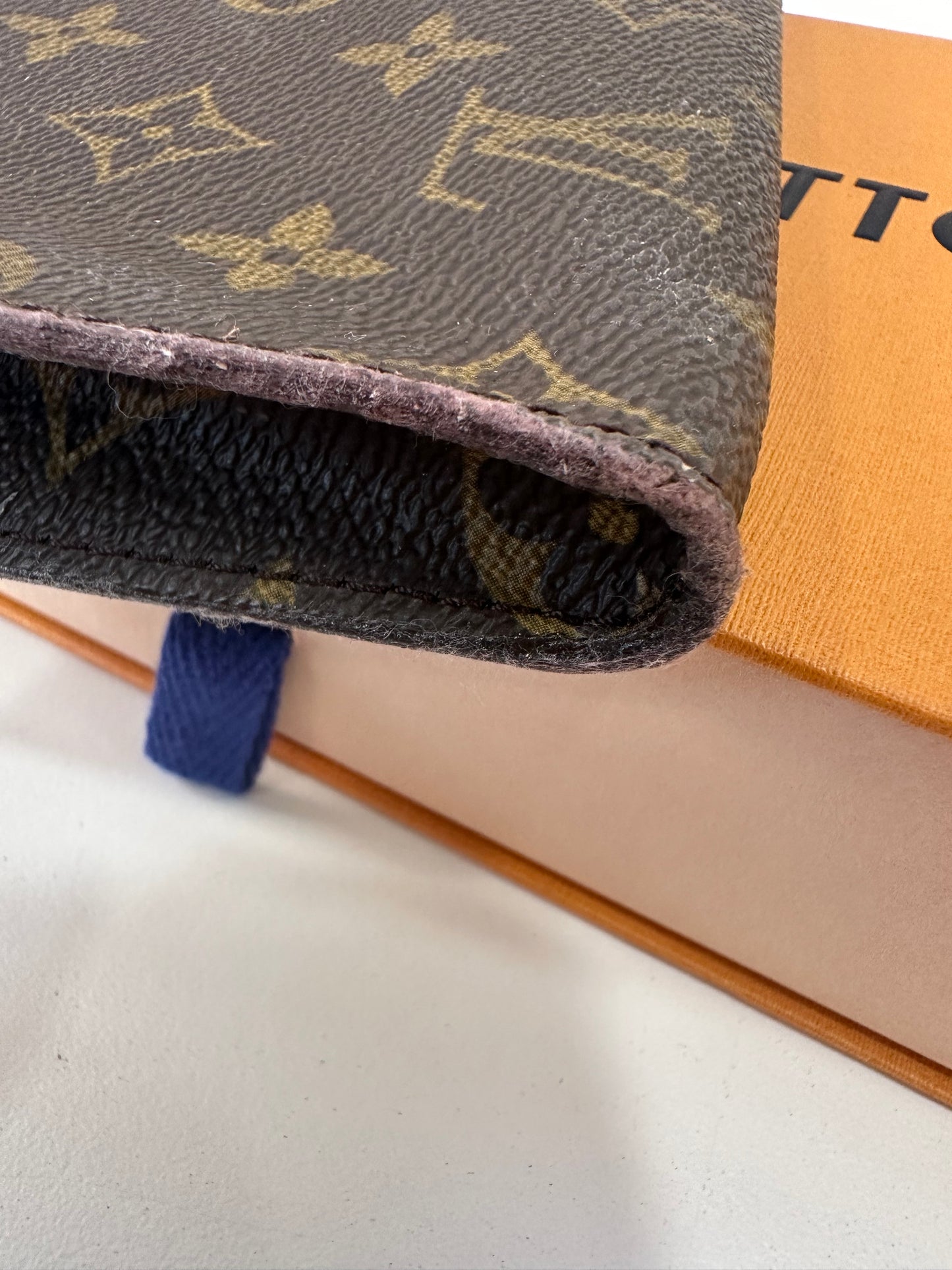 Louis Vuitton Pochette Bucket