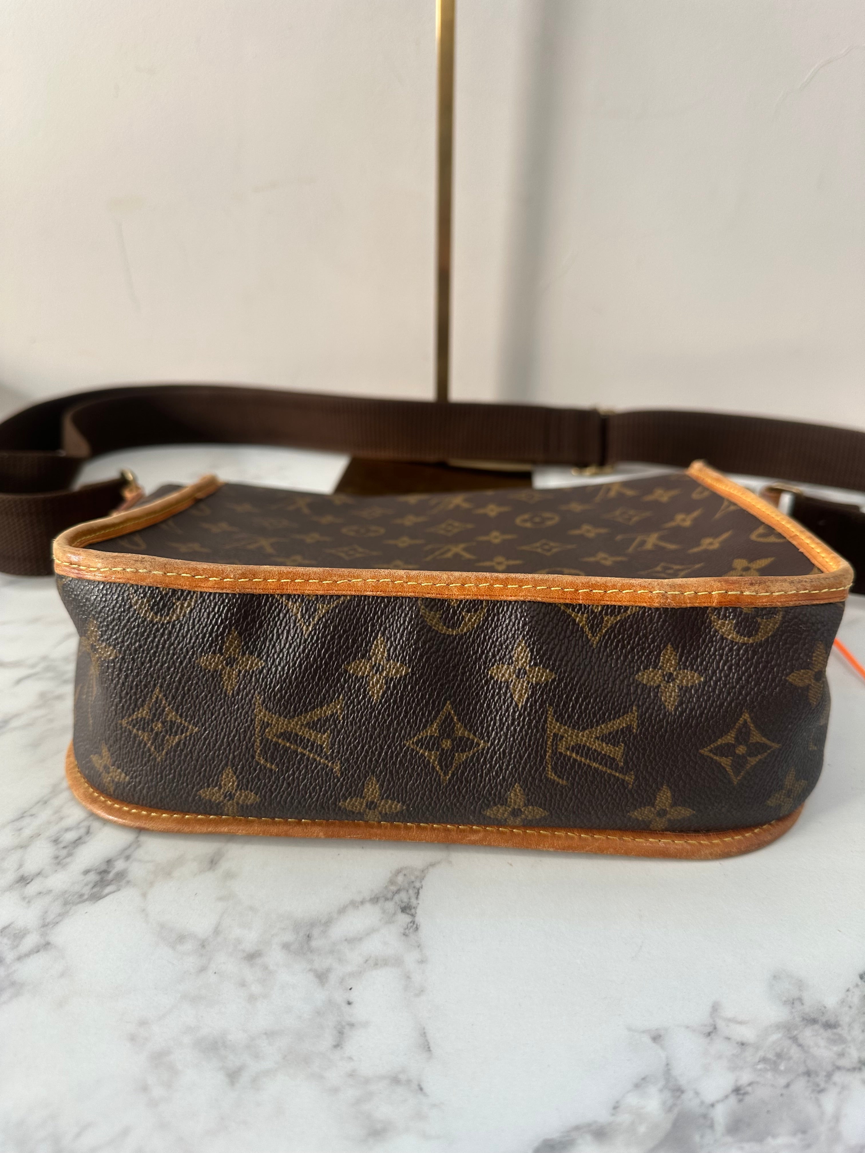 Louis Vuitton Abbesses