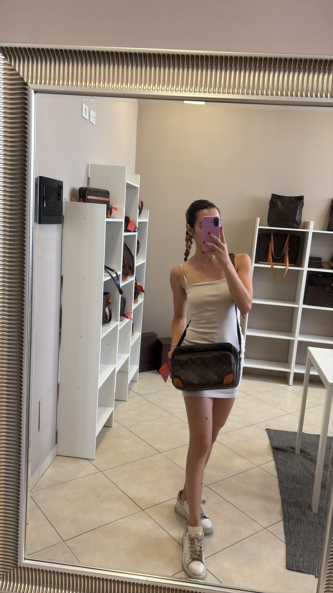 Louis Vuitton Nile