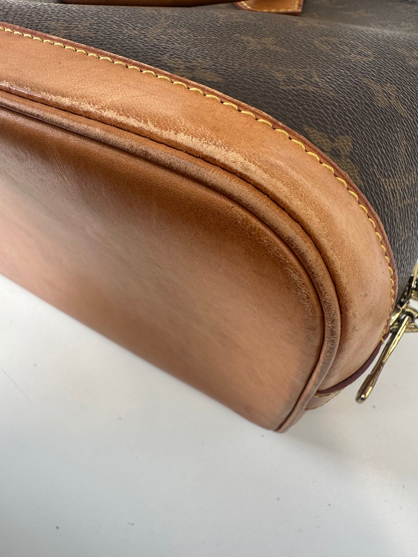 Louis Vuitton Alma