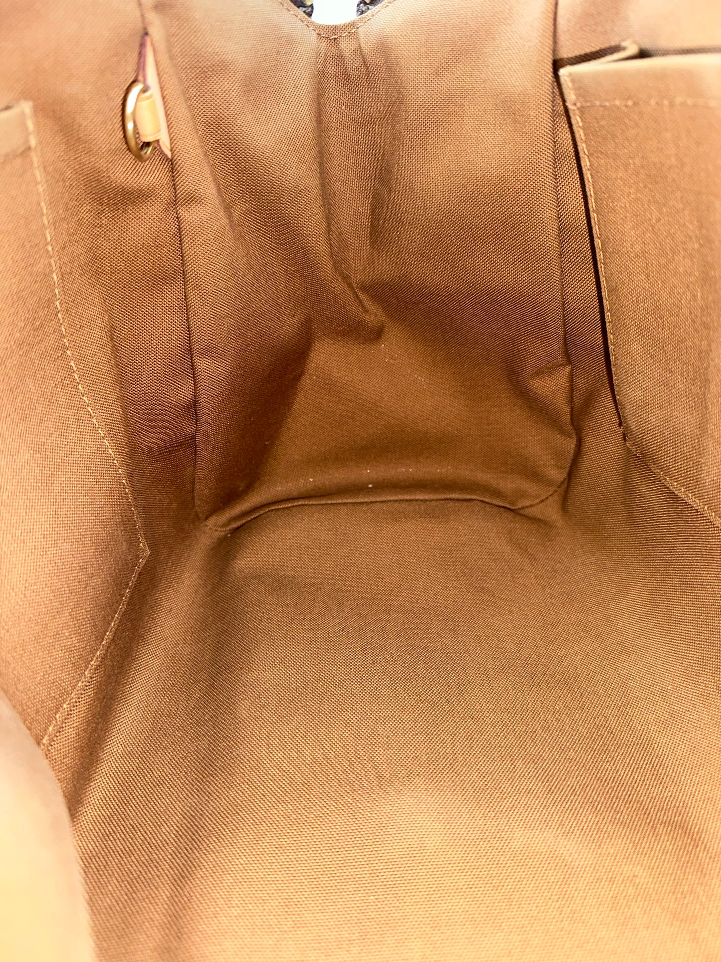 Louis Vuitton Tivoli GM