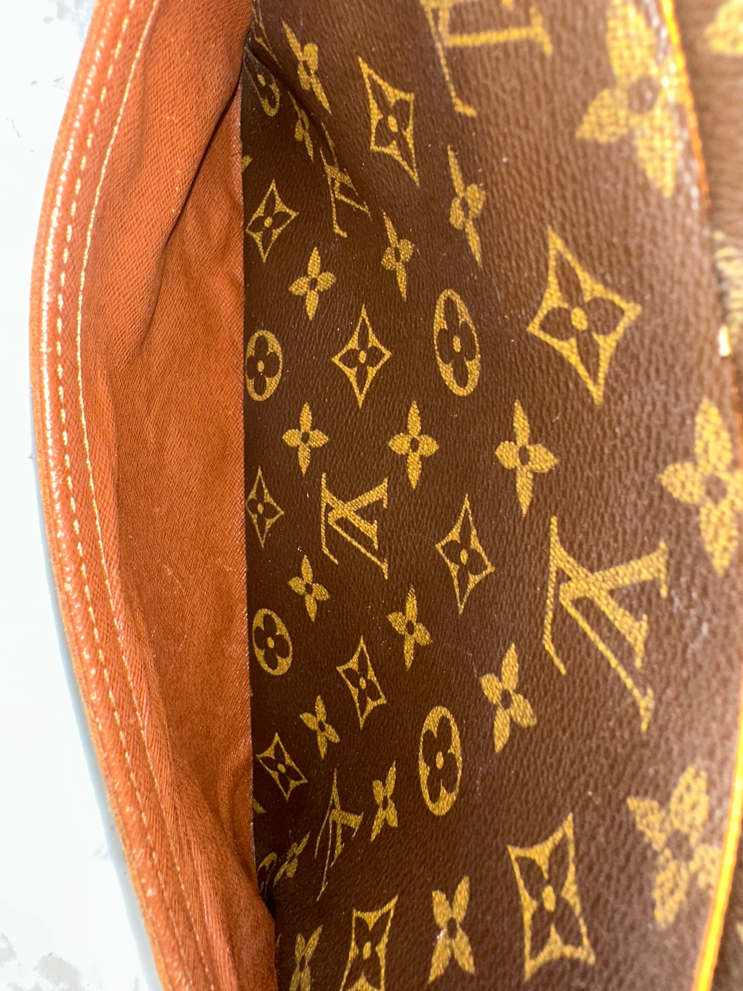 Louis Vuitton Trocadero 27