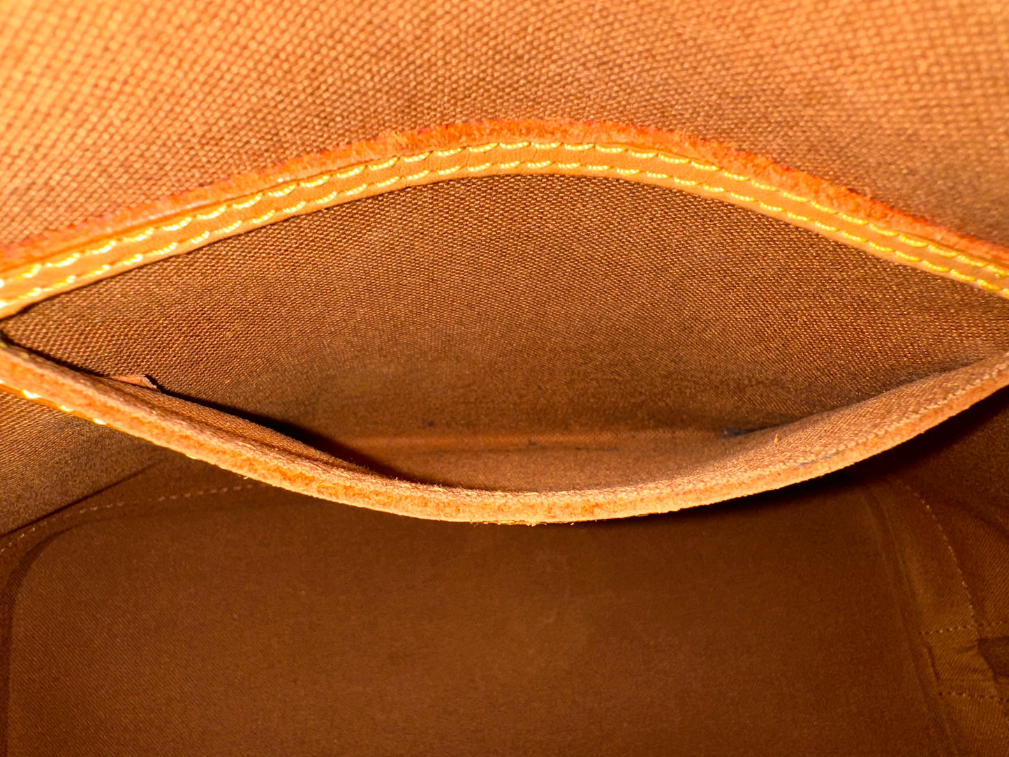 Louis Vuitton Alma
