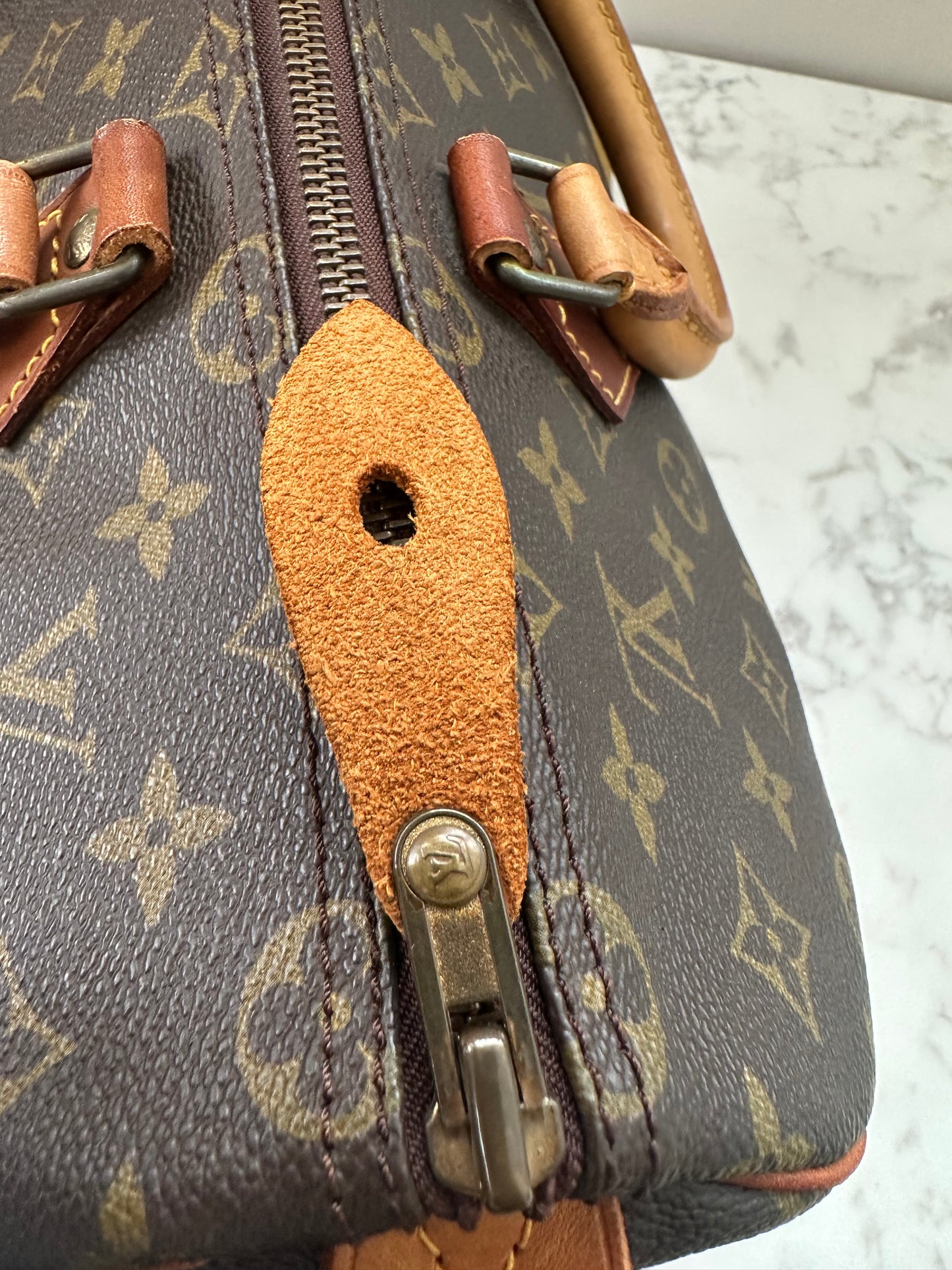 Louis Vuitton Speedy 35