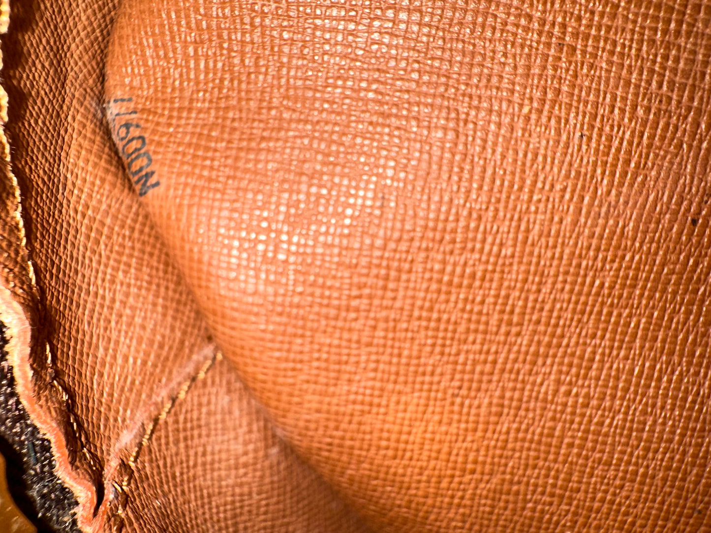 Louis Vuitton Nile