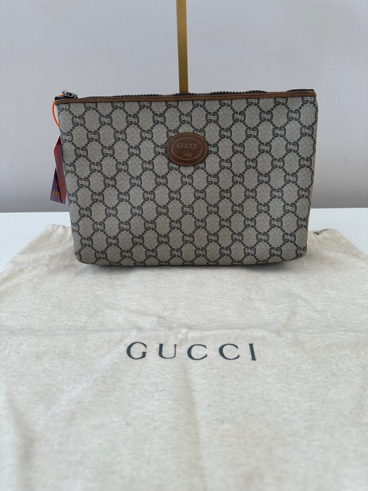 Gucci Pochette Supreme