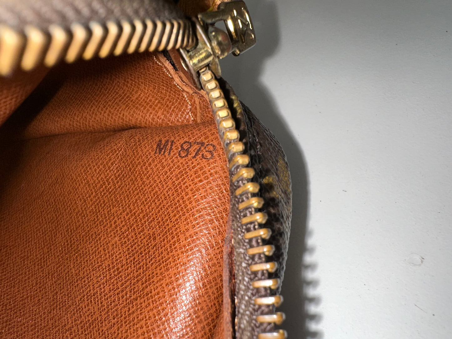 Louis Vuitton Saint German 24