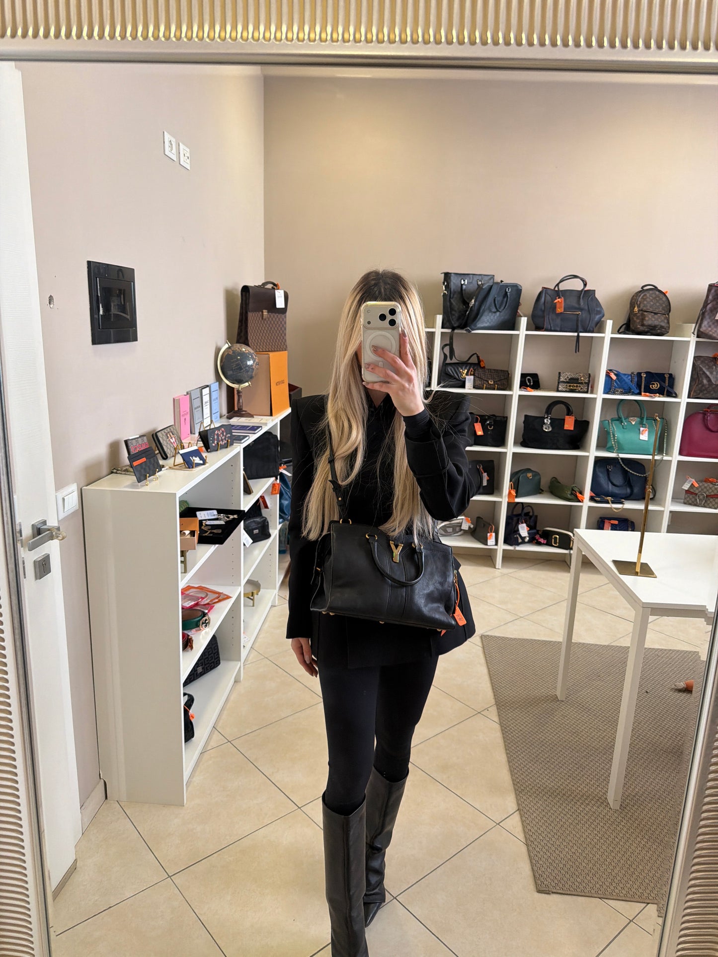 382272 - Saint Laurent Y-Ligne
