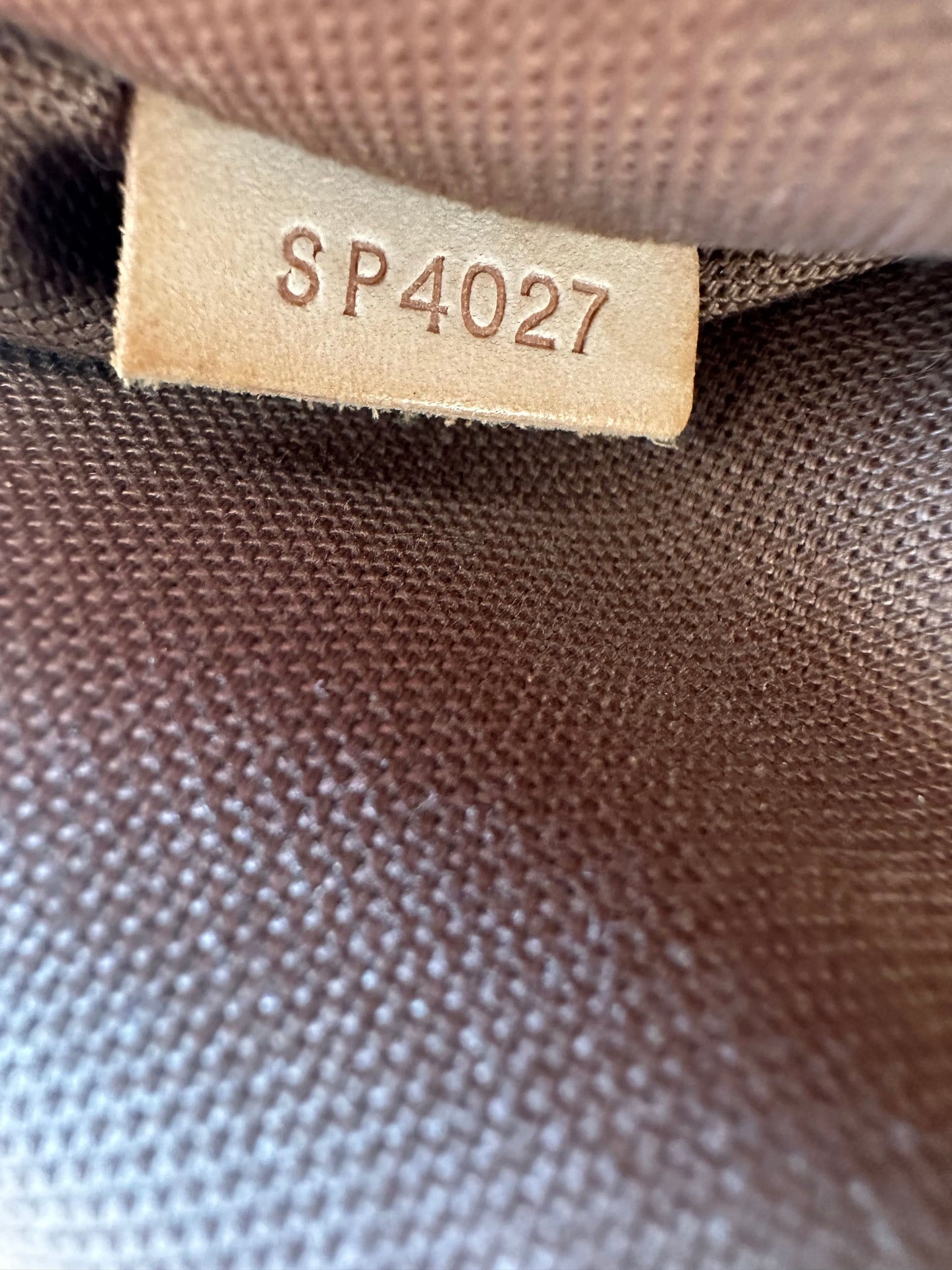 Louis Vuitton Tivoli GM