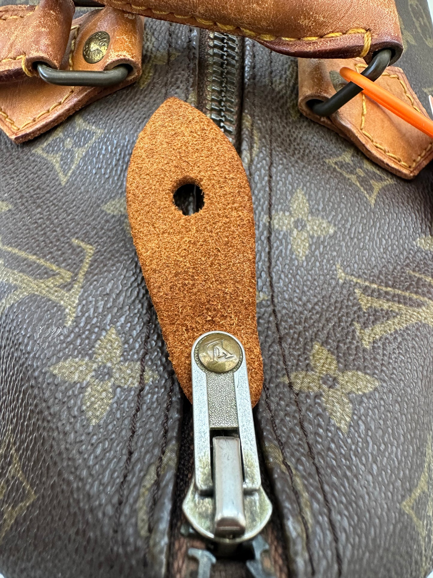Louis Vuitton Speedy 35