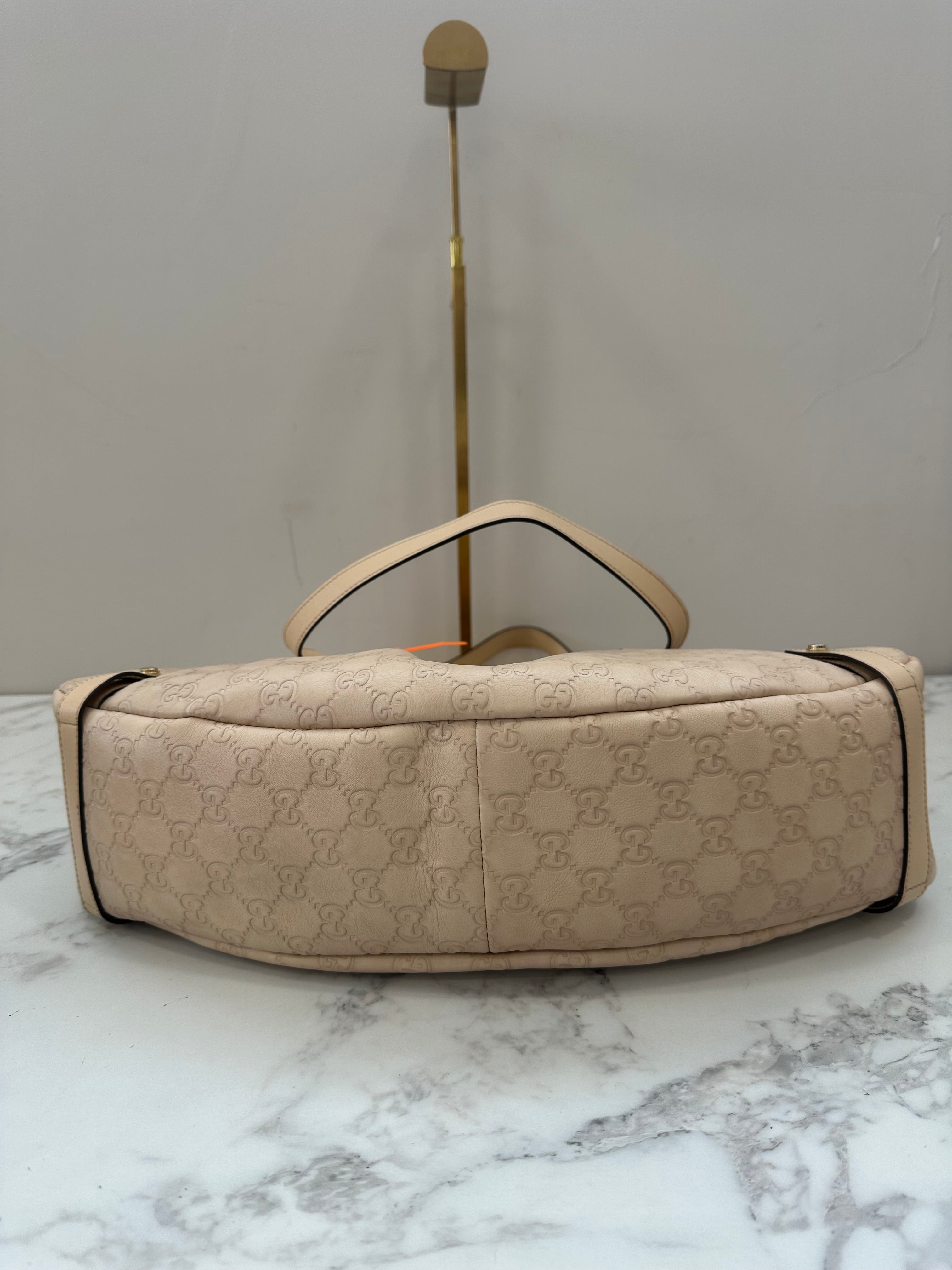 Gucci GG beige