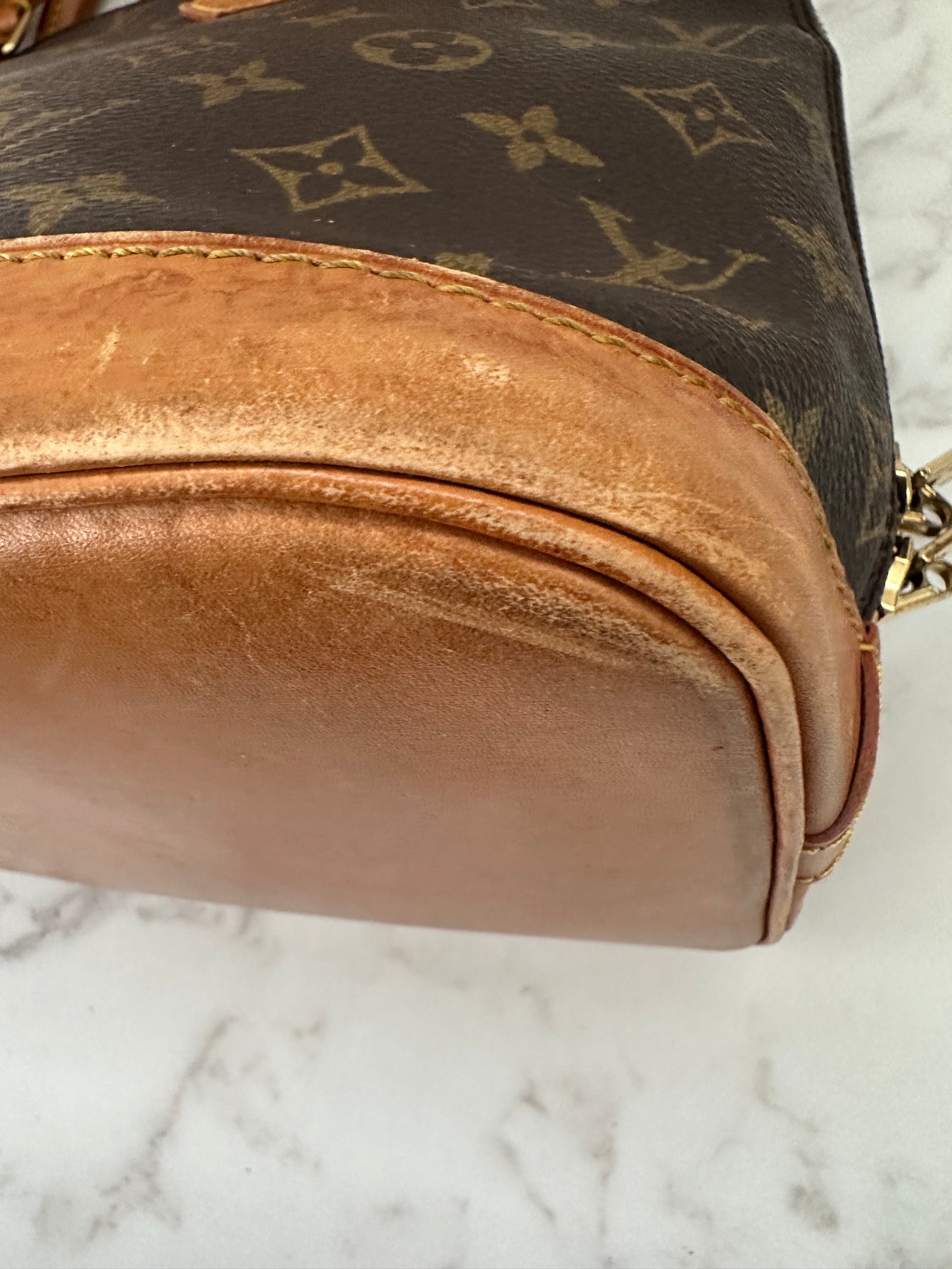 Louis Vuitton Alma