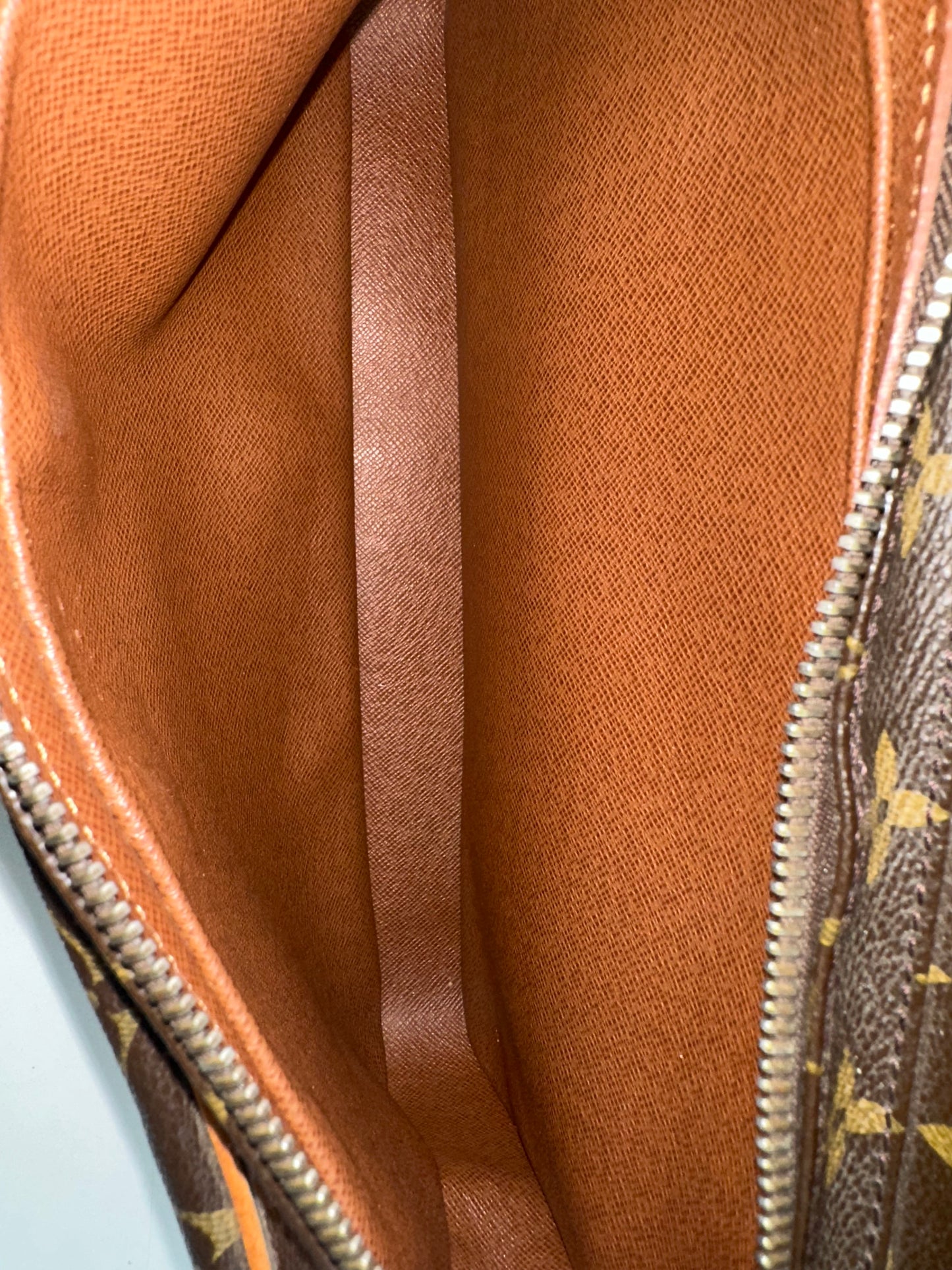 Louis Vuitton Nile