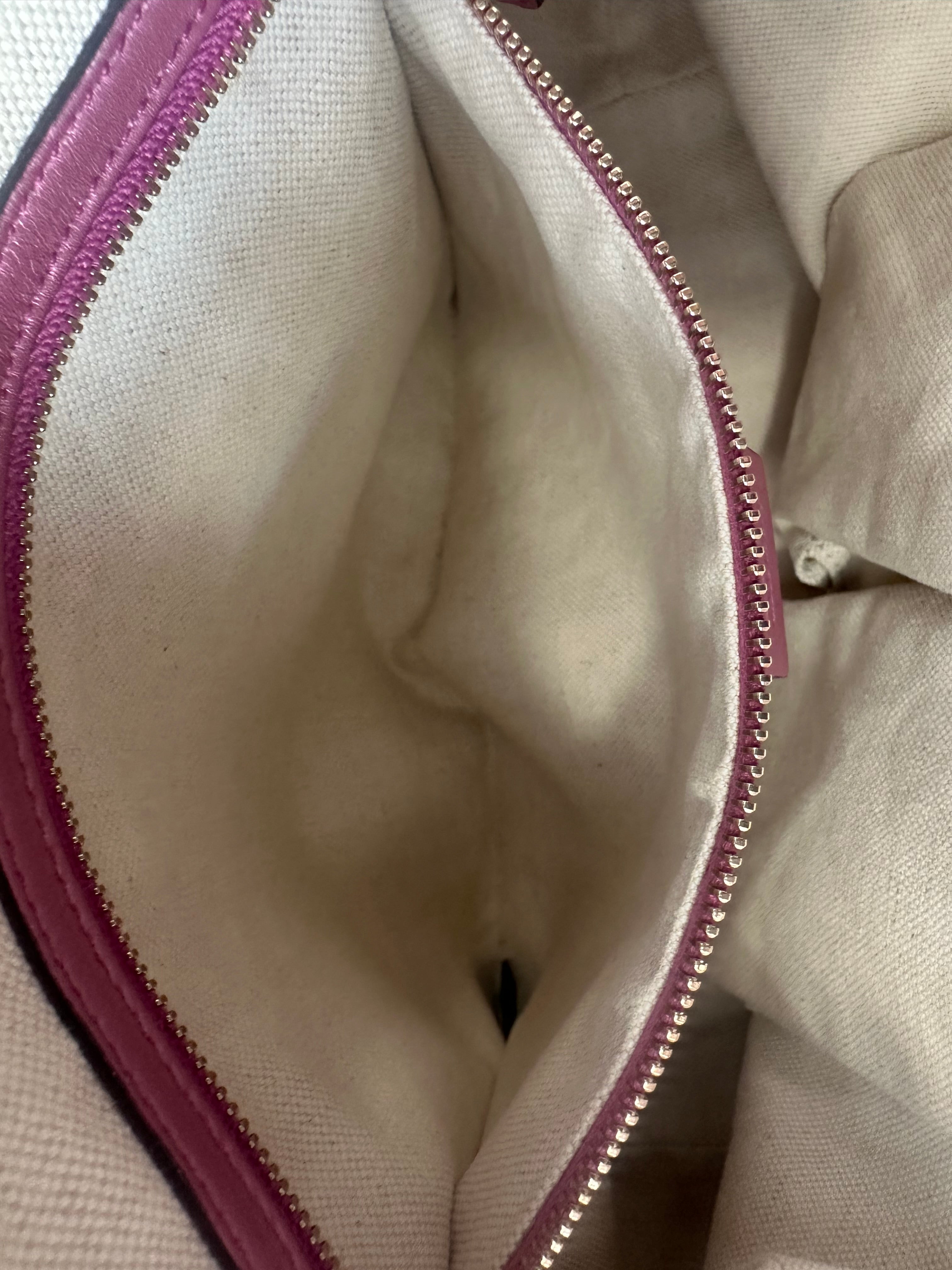 Gucci GG Pink
