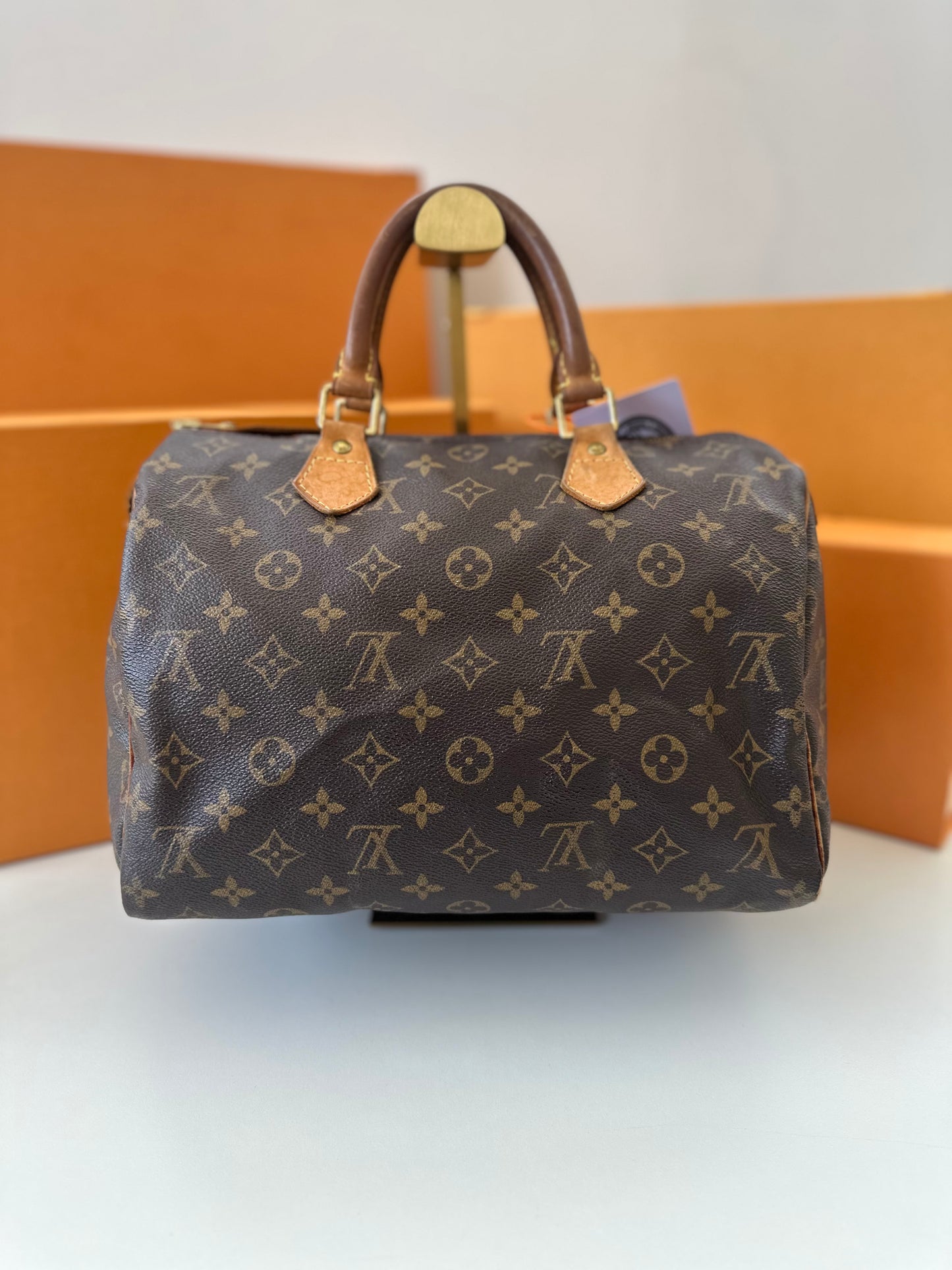 Louis Vuitton Speedy 30