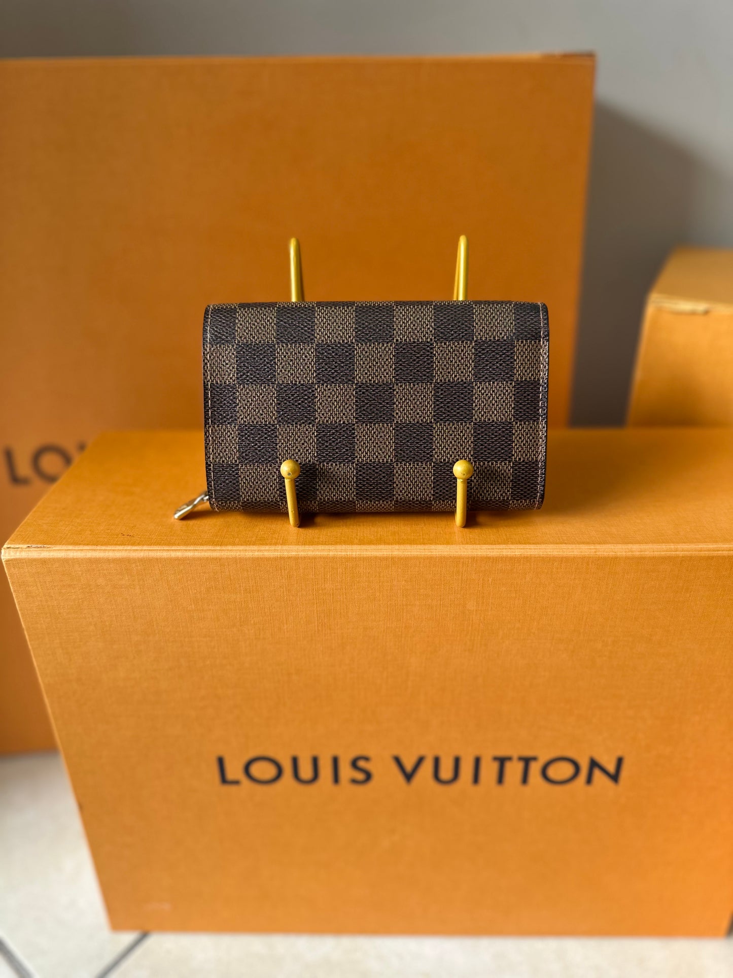 Louis Vuitton Tresor Damier