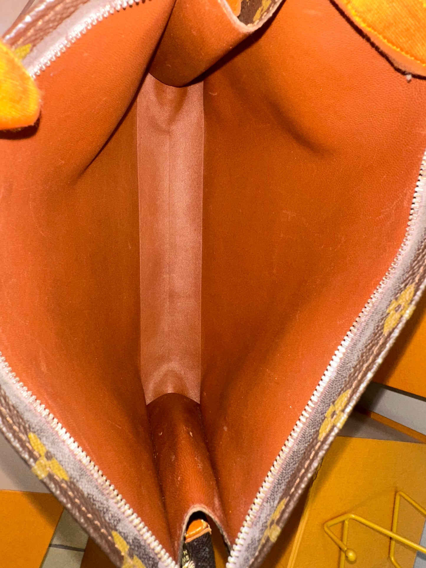 Louis Vuitton Toilette 26