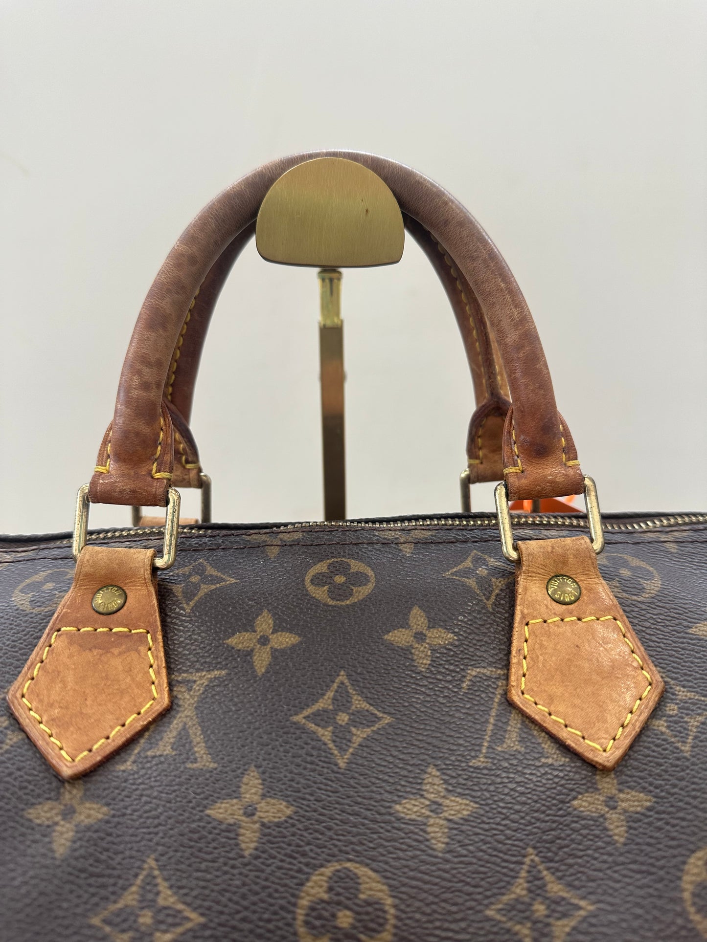 Louis Vuitton Speedy 30