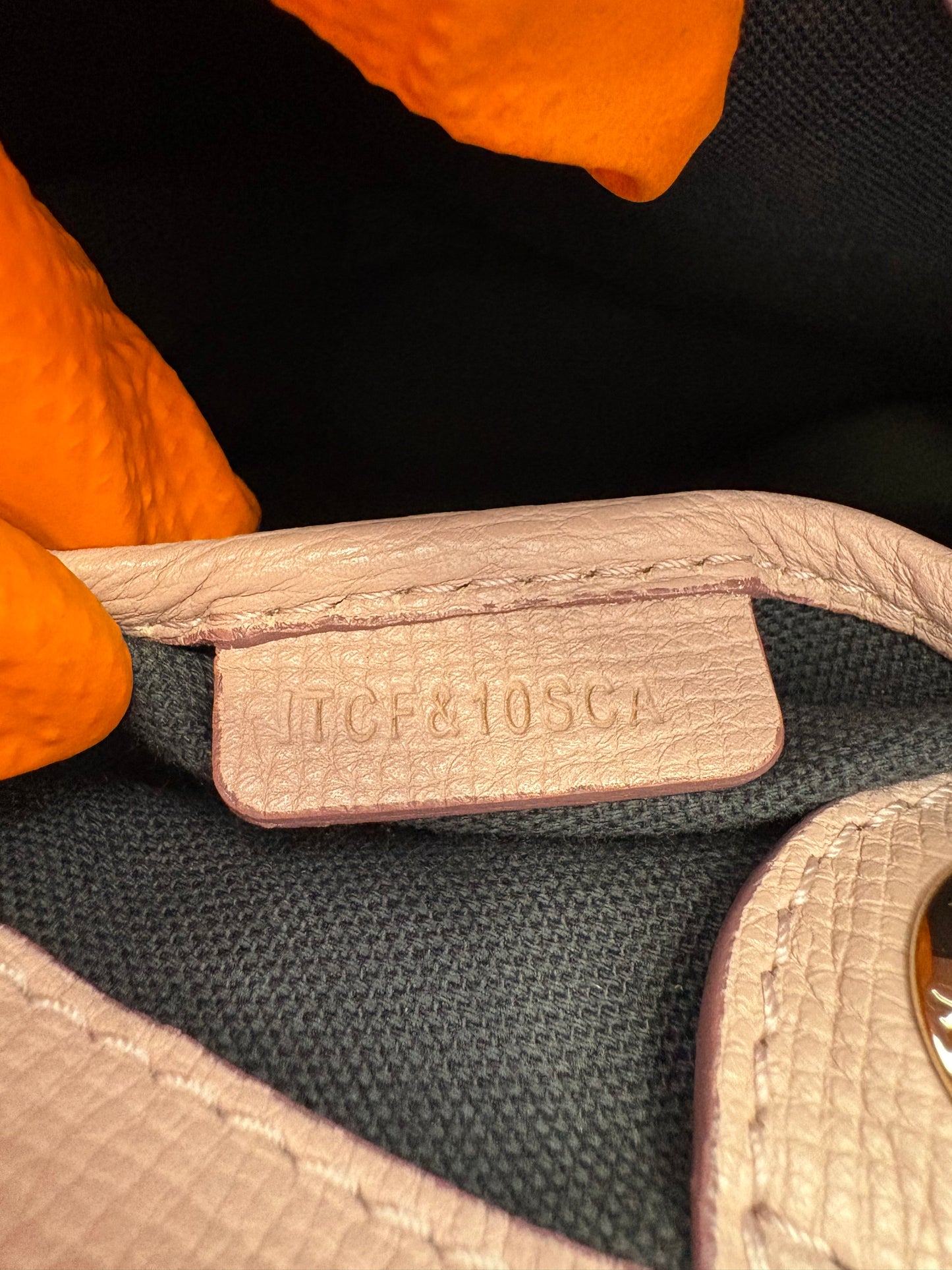 383288 - Burberry The Banner