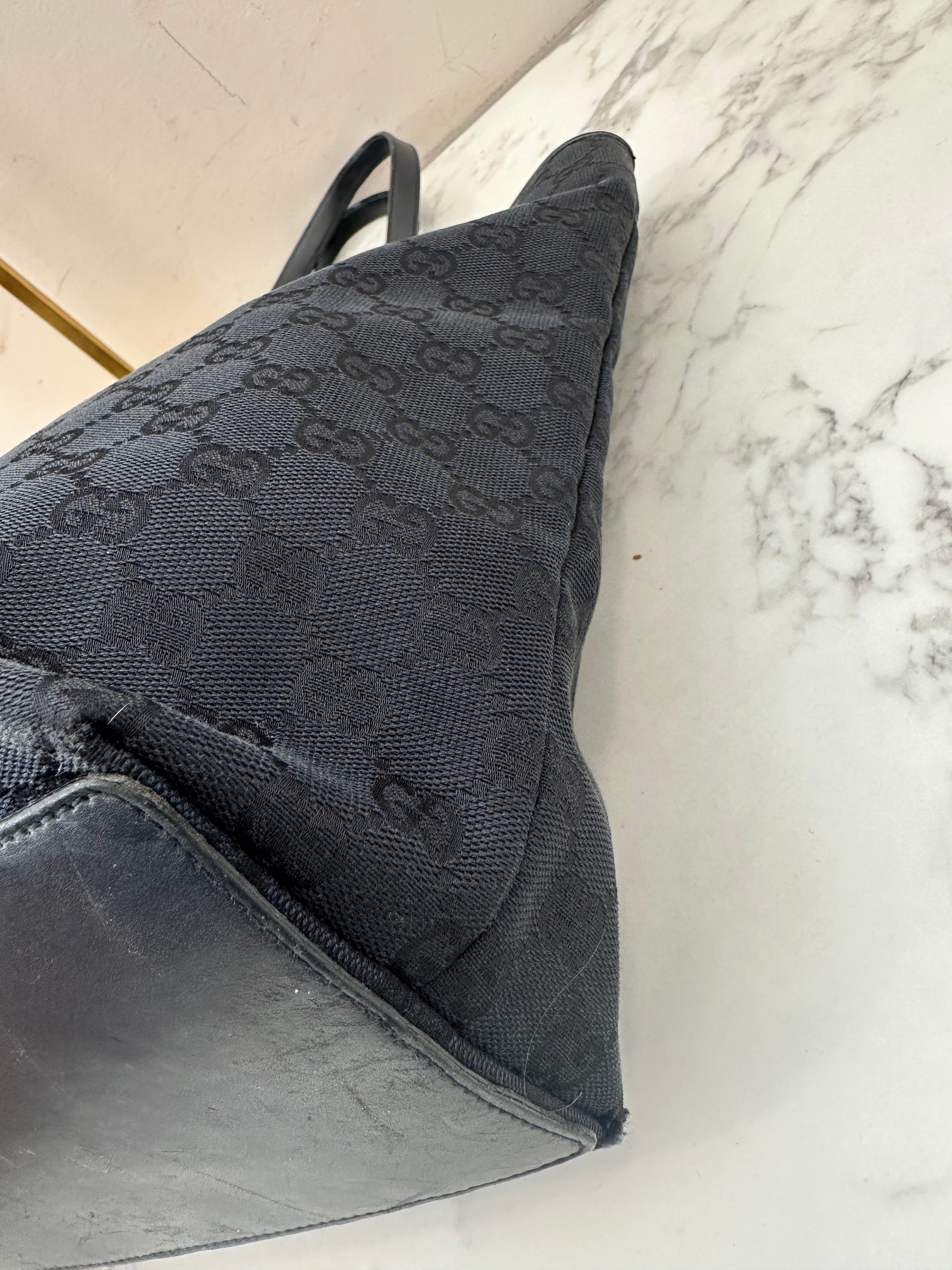 Gucci GG Black