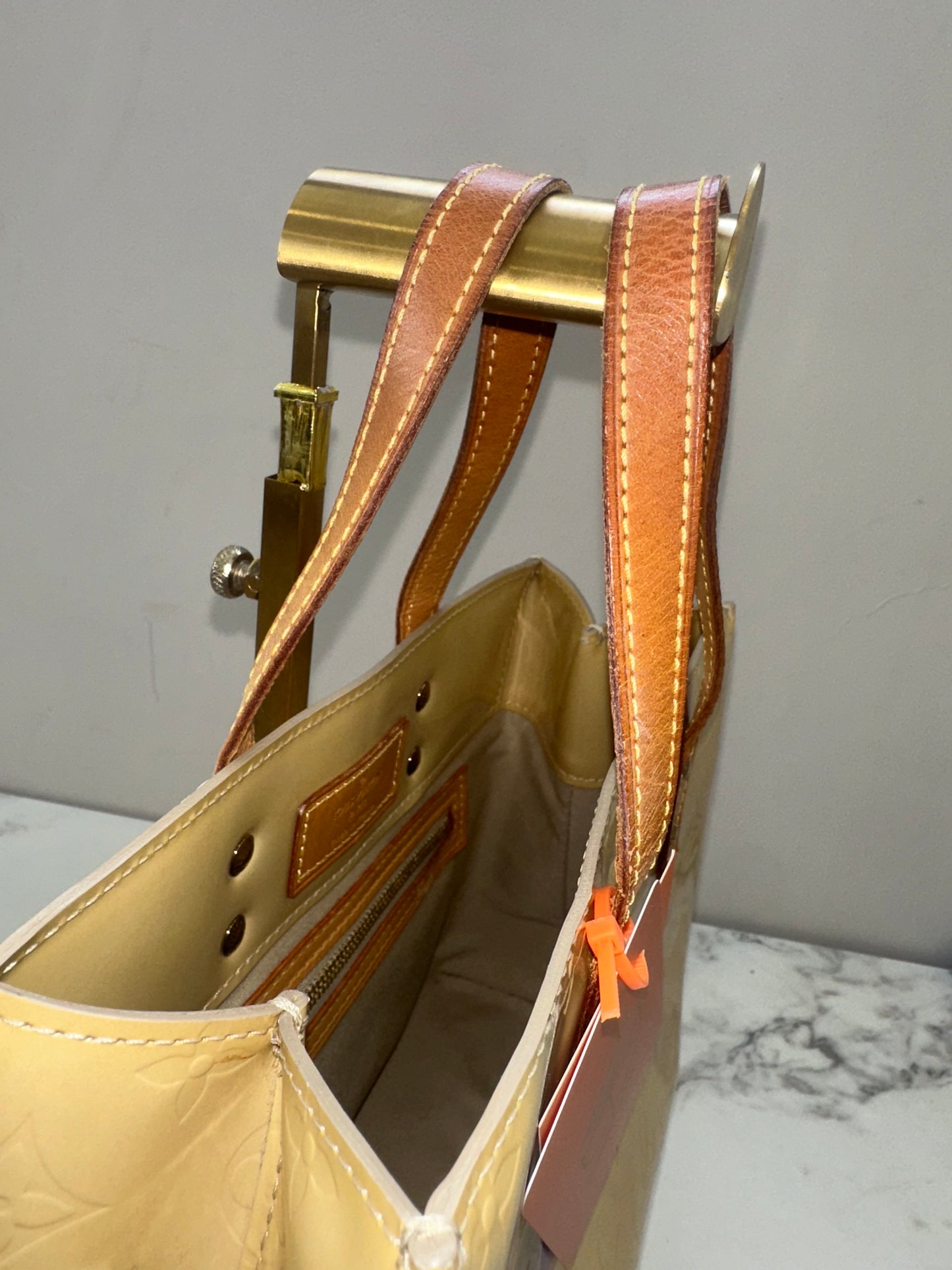 Louis Vuitton Reade PM Vernis Yellow