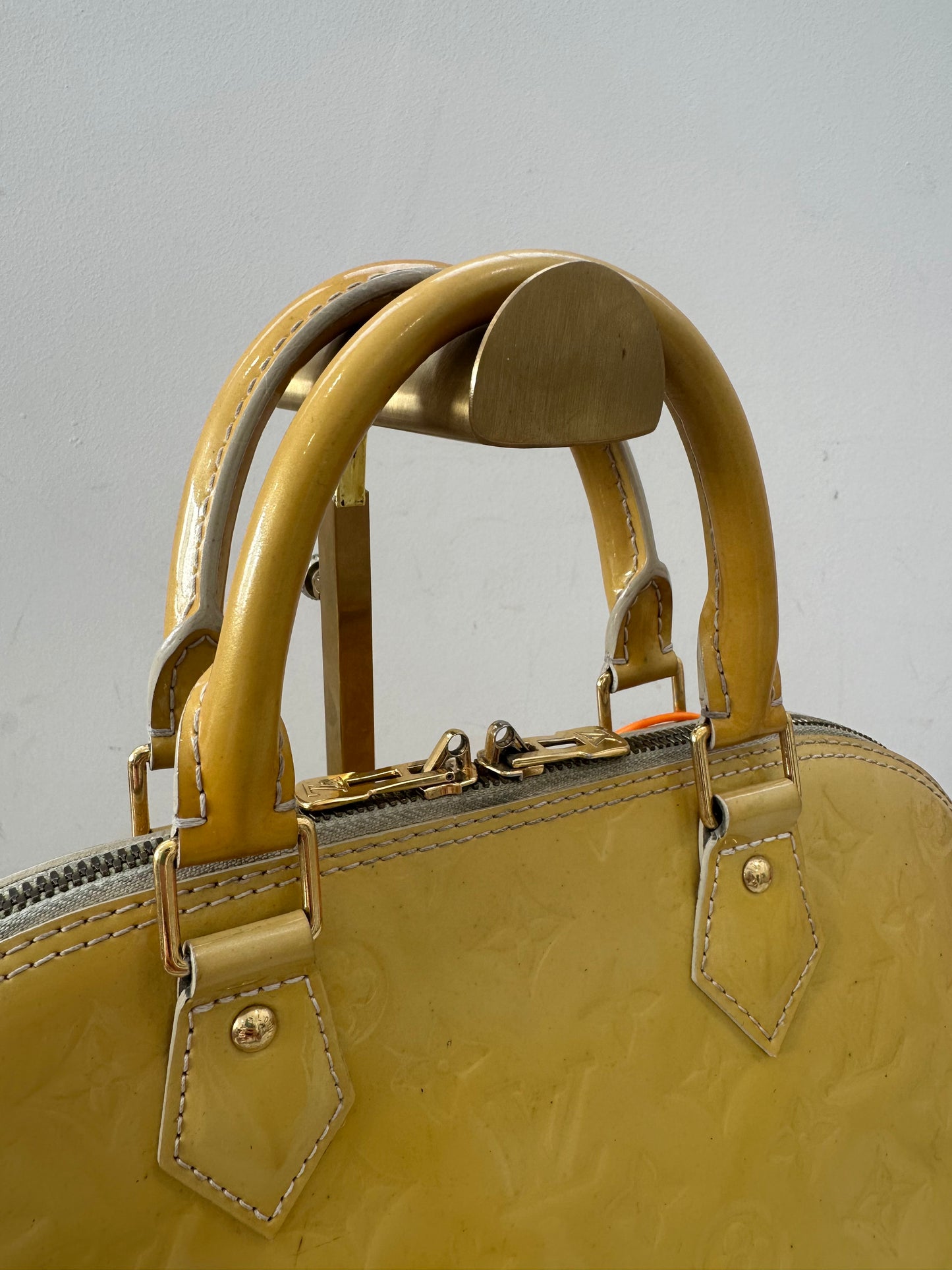 Louis Vuitton Vernis Avorio