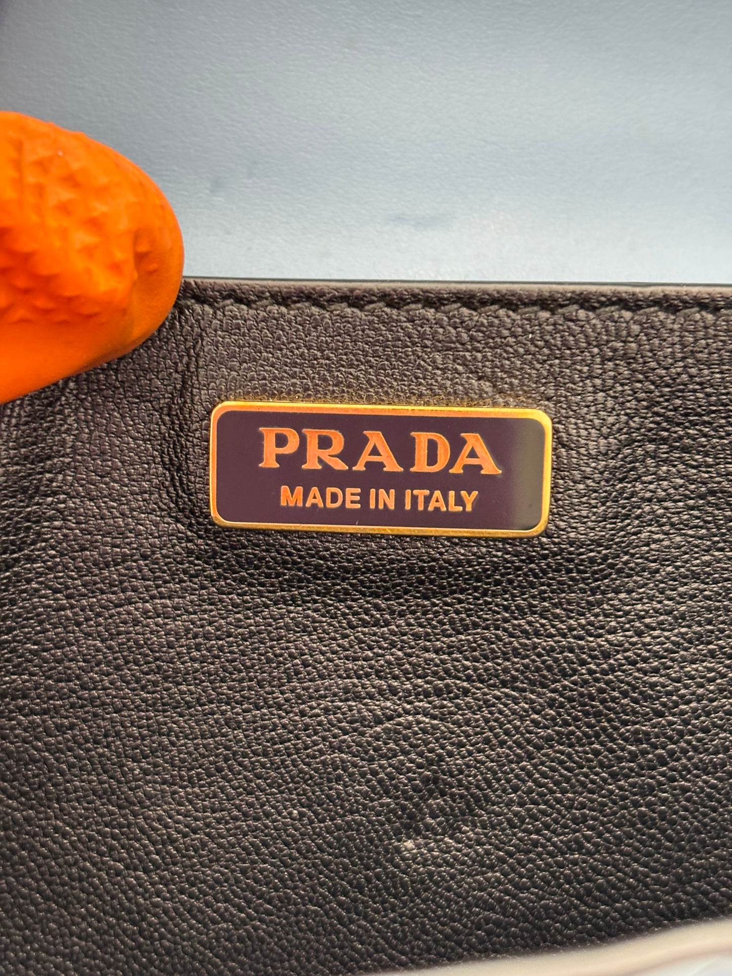 383702 - Prada Cahier