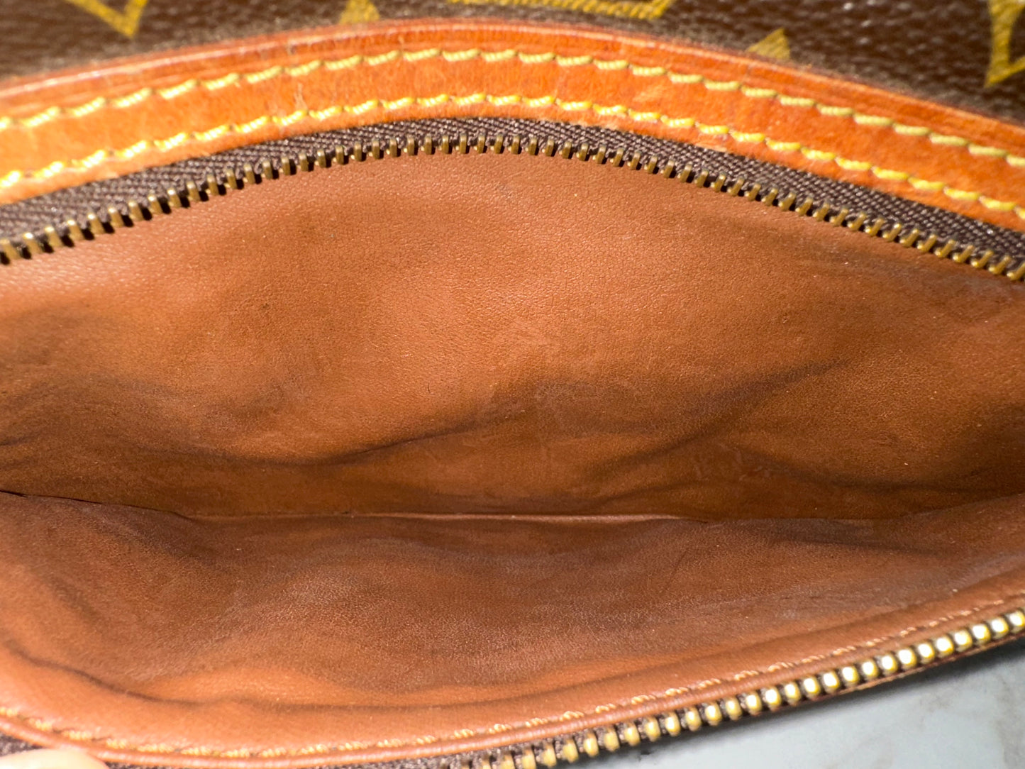 Louis Vuitton Saint German 27