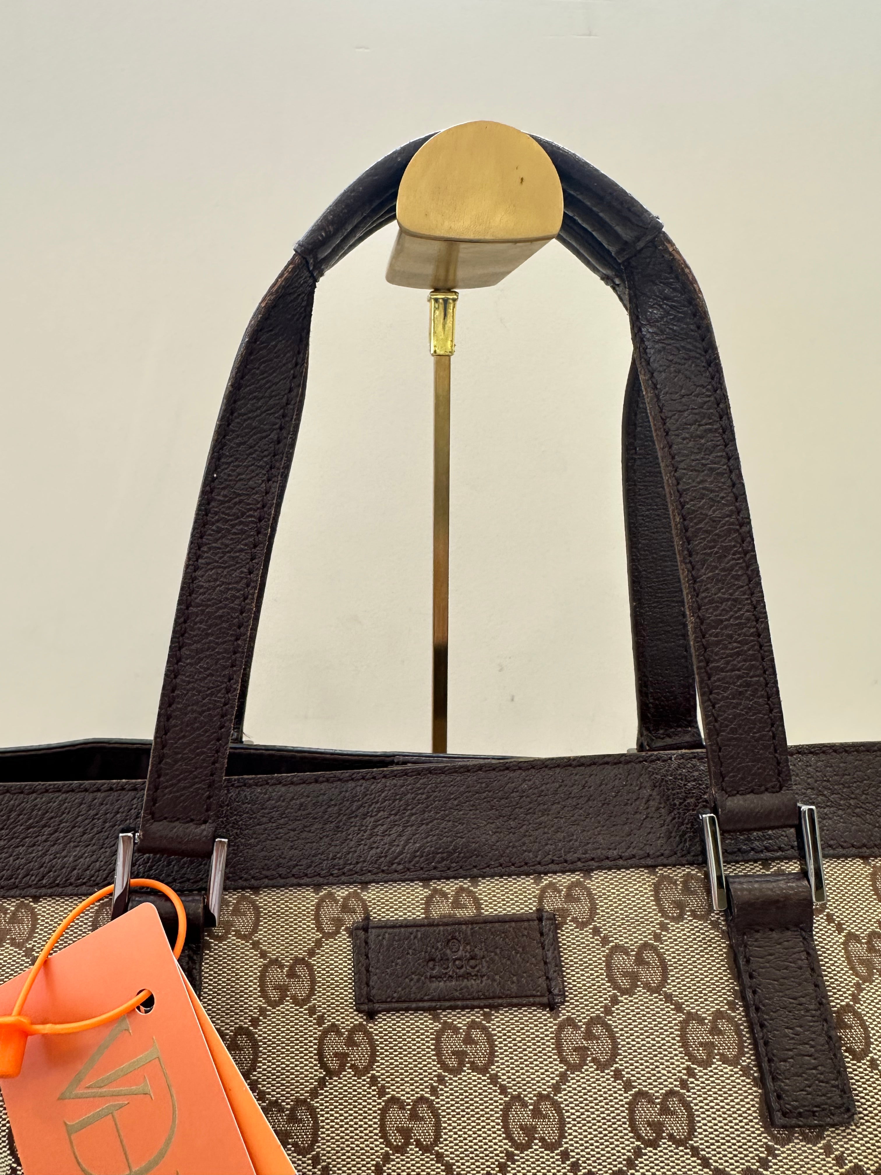 Gucci Beige
