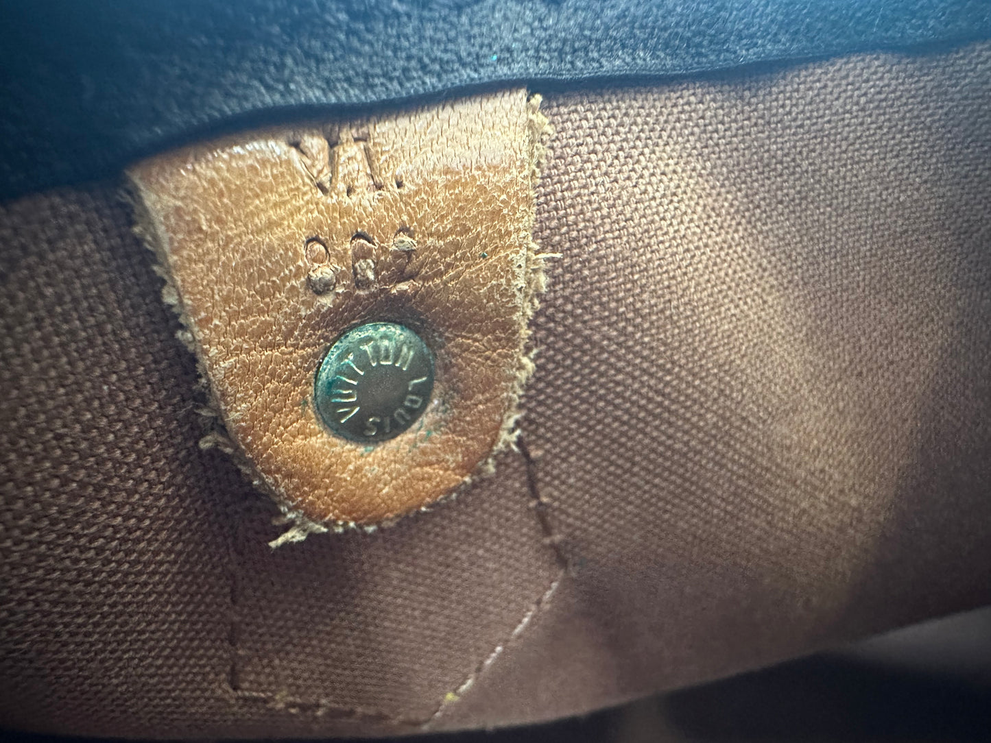 Louis Vuitton Speedy 35