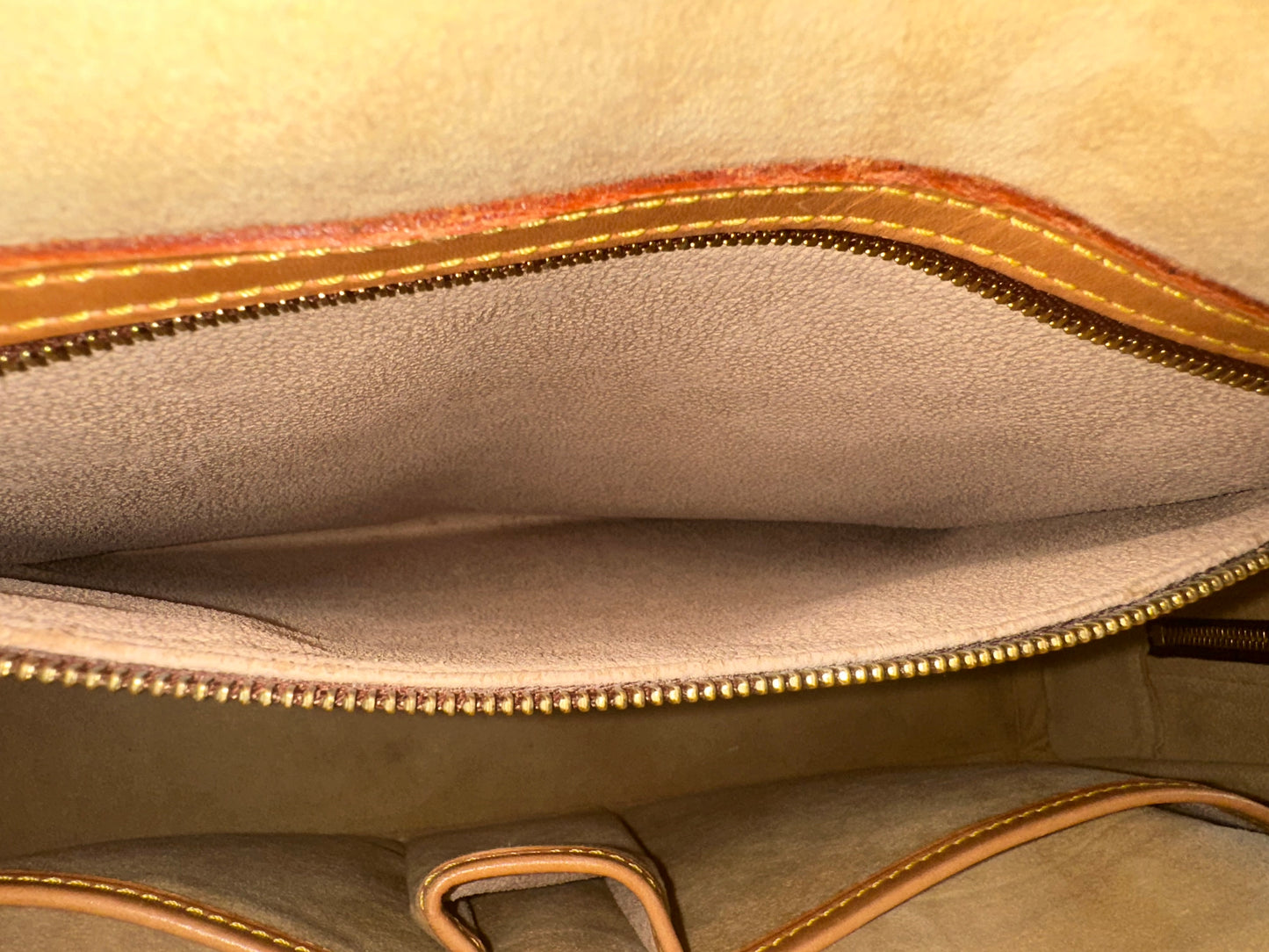 Louis Vuitton Rivoli