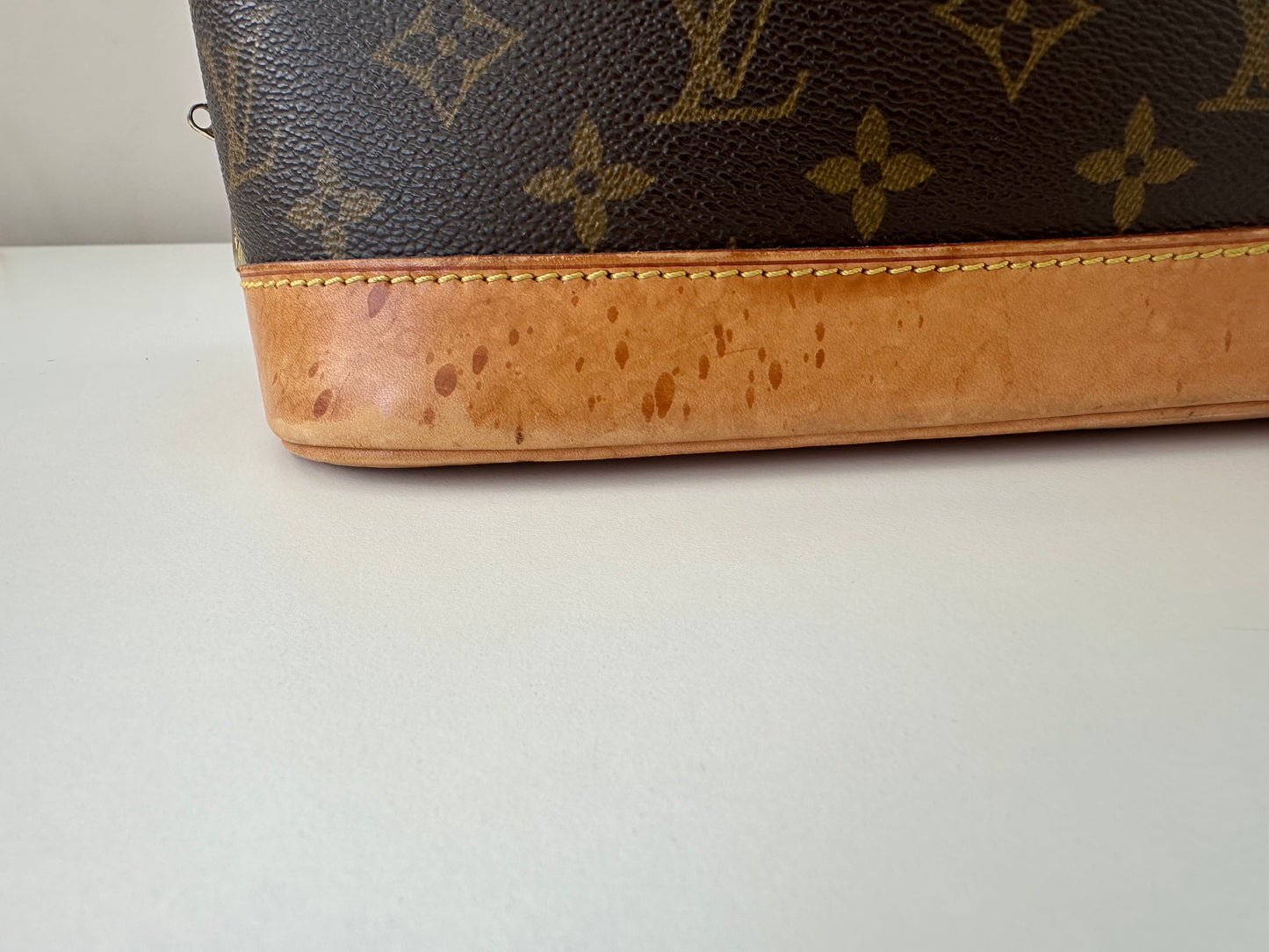 Louis Vuitton Alma