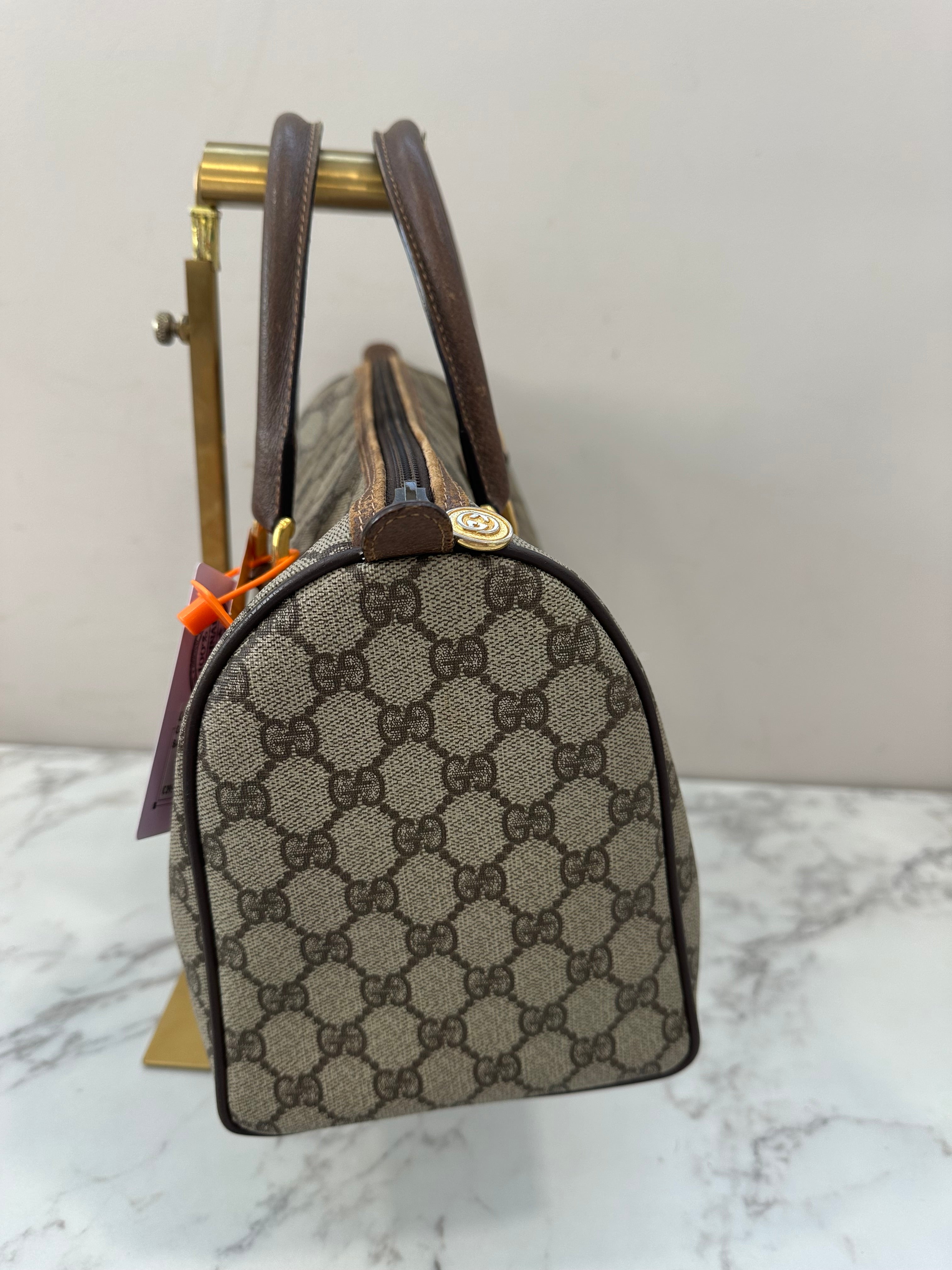 Gucci Bauletto Supreme