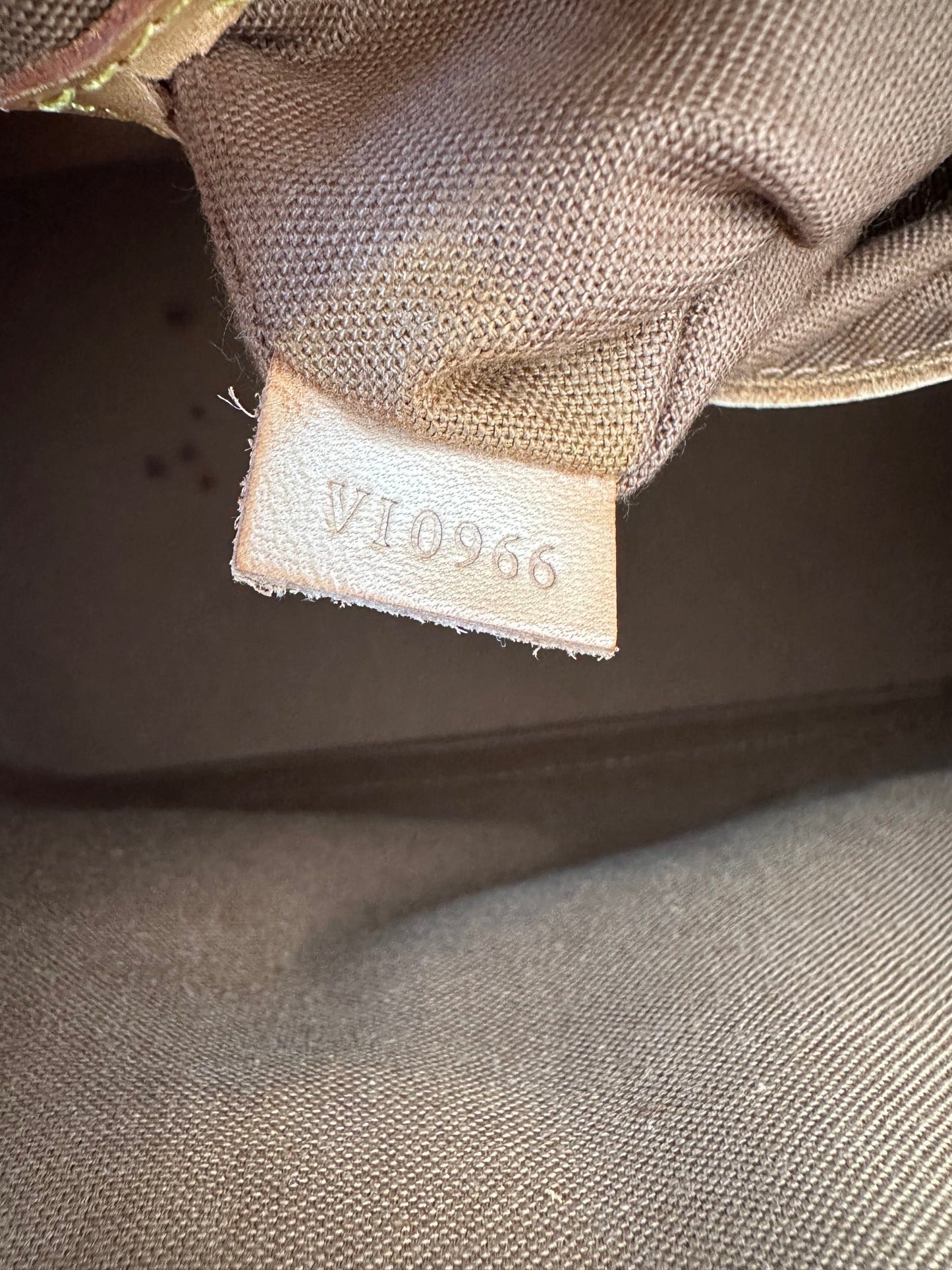 Louis Vuitton Alma