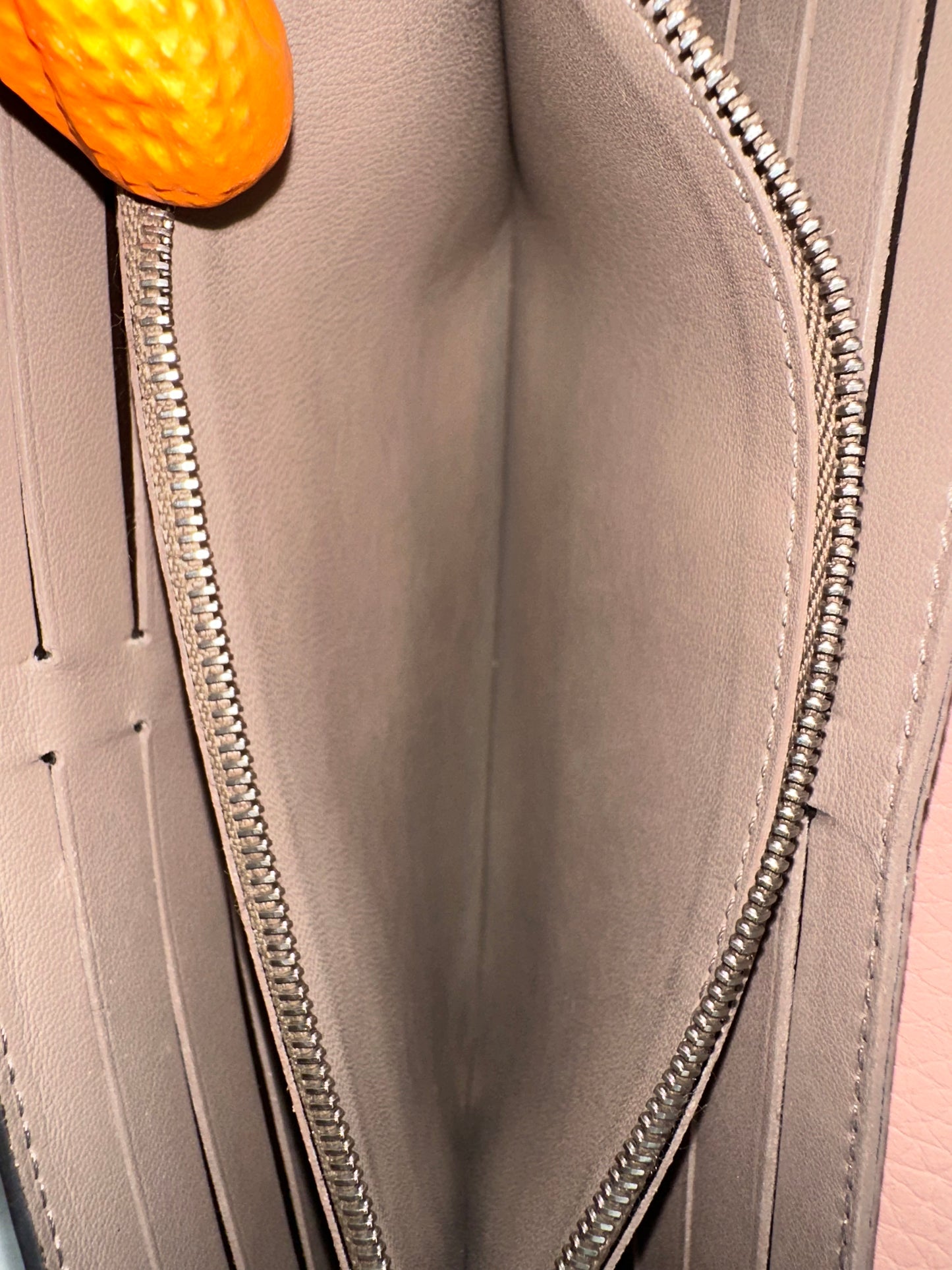 Louis Vuitton Capucines Long Wallet