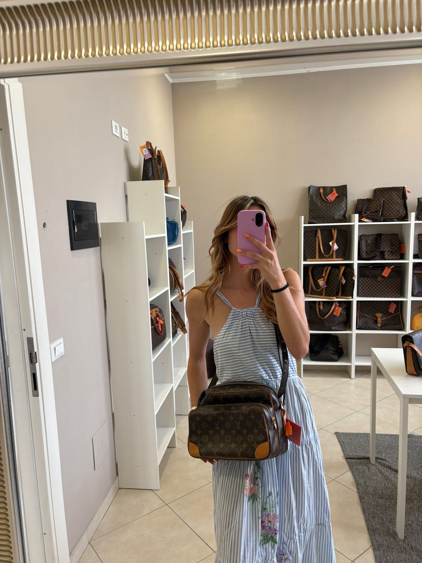 Louis Vuitton Nile