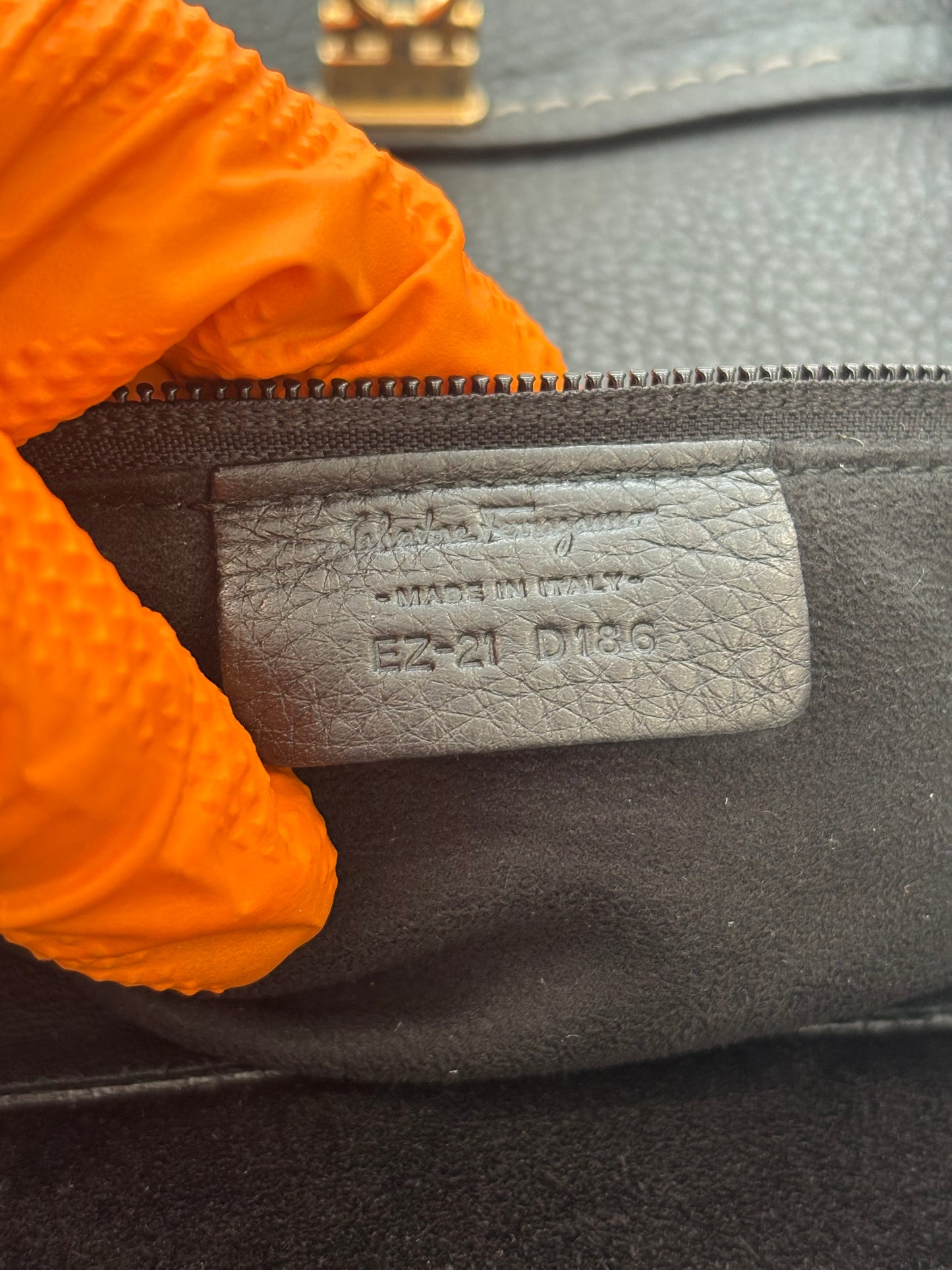 383966 - Salvatore Ferragamo