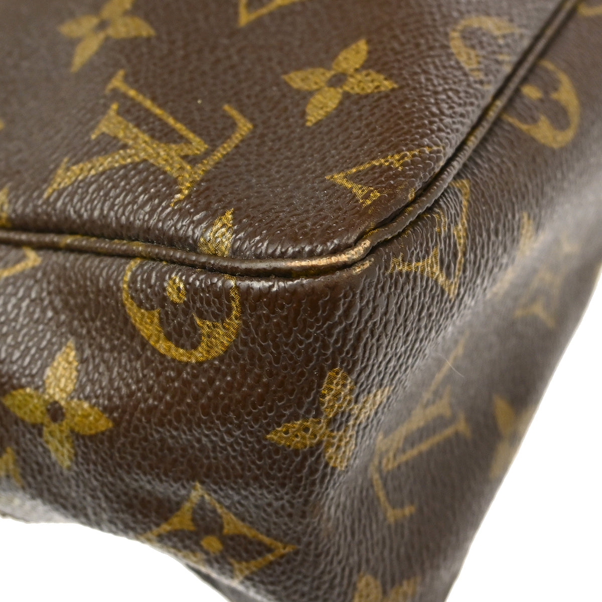 Louis Vuitton Trousse 28
