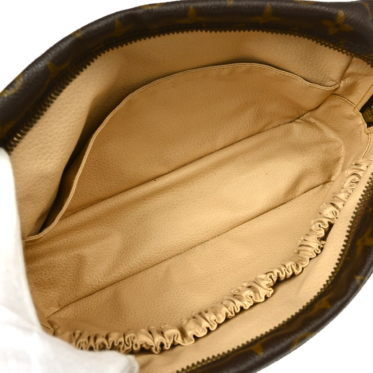 Louis Vuitton Trousse 28