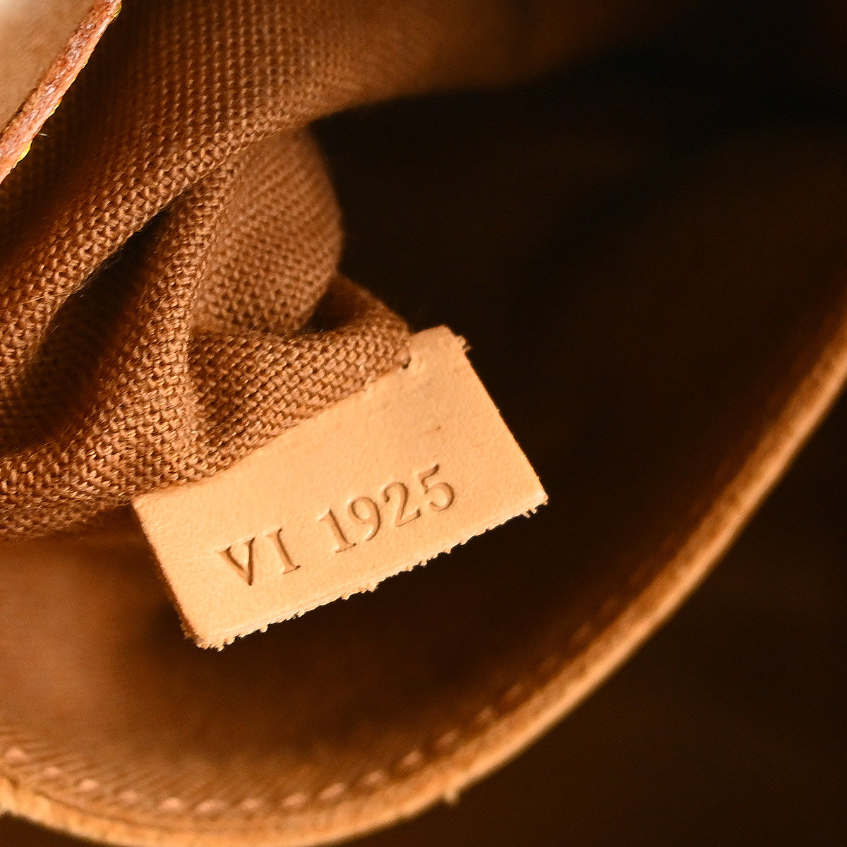 Louis Vuitton Alma