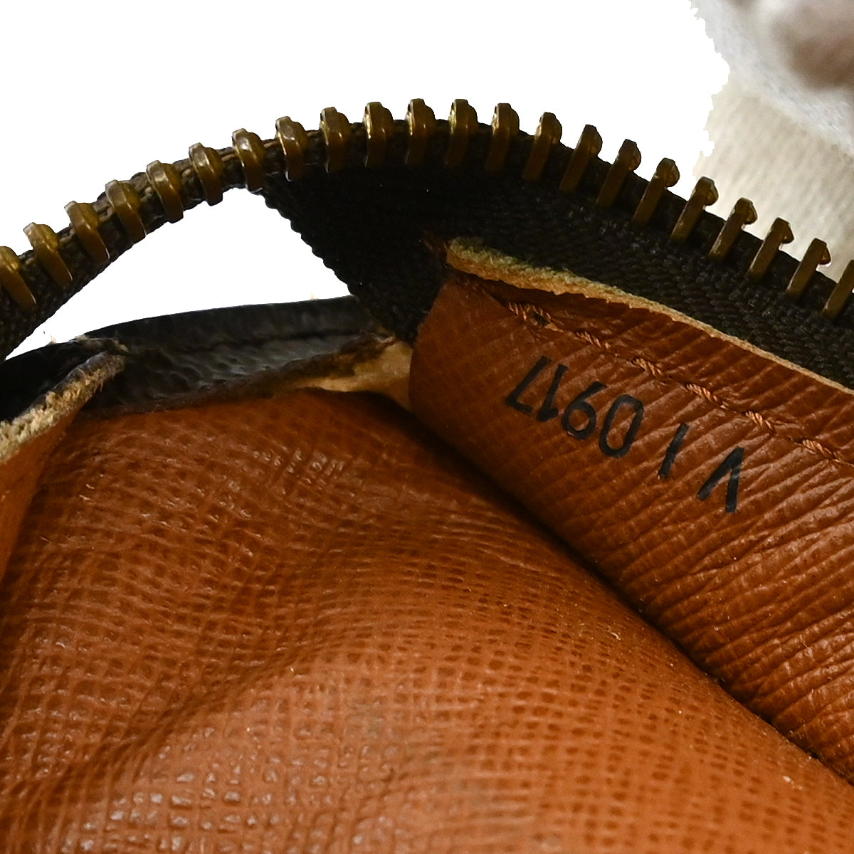 Louis Vuitton Babylone