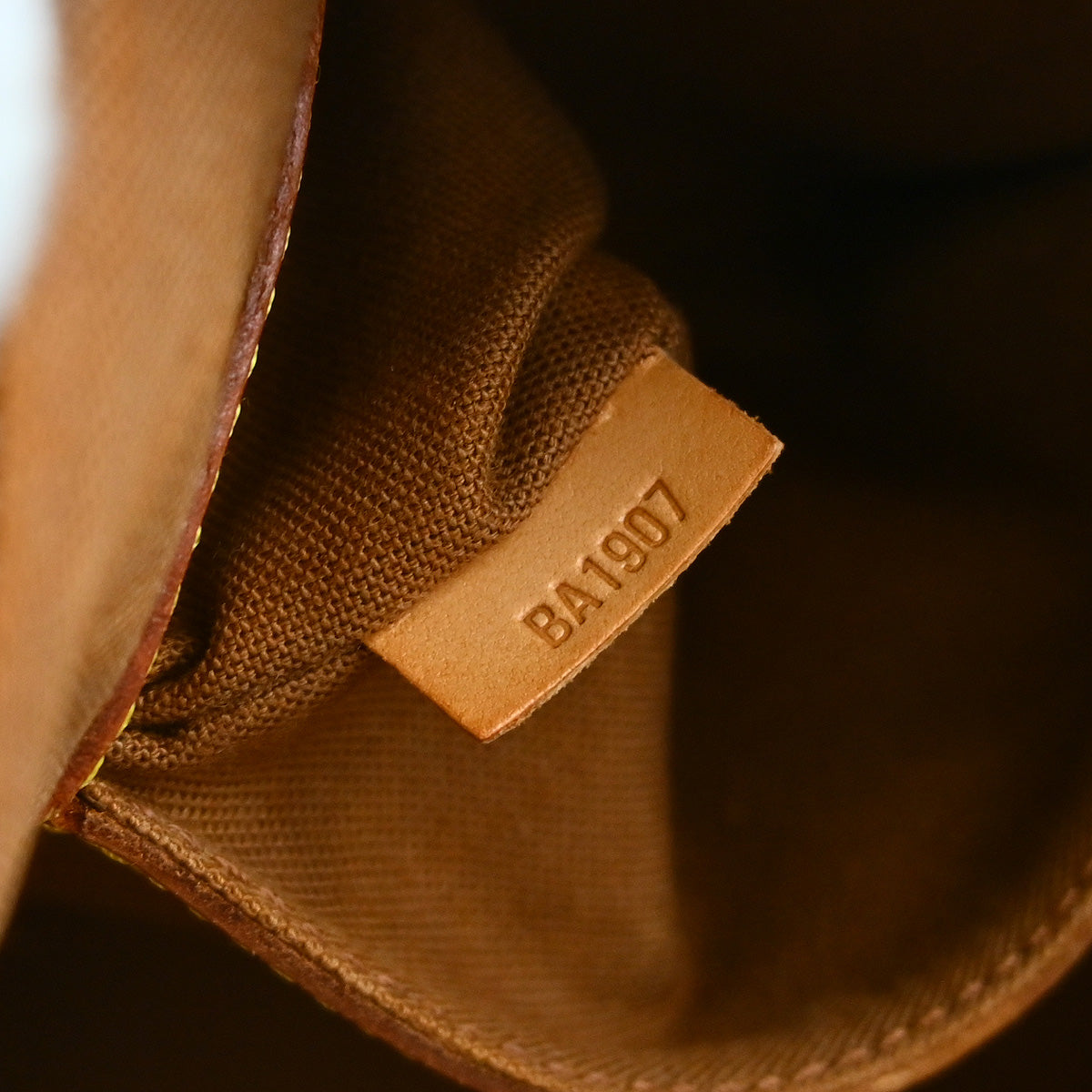 Louis Vuitton Alma