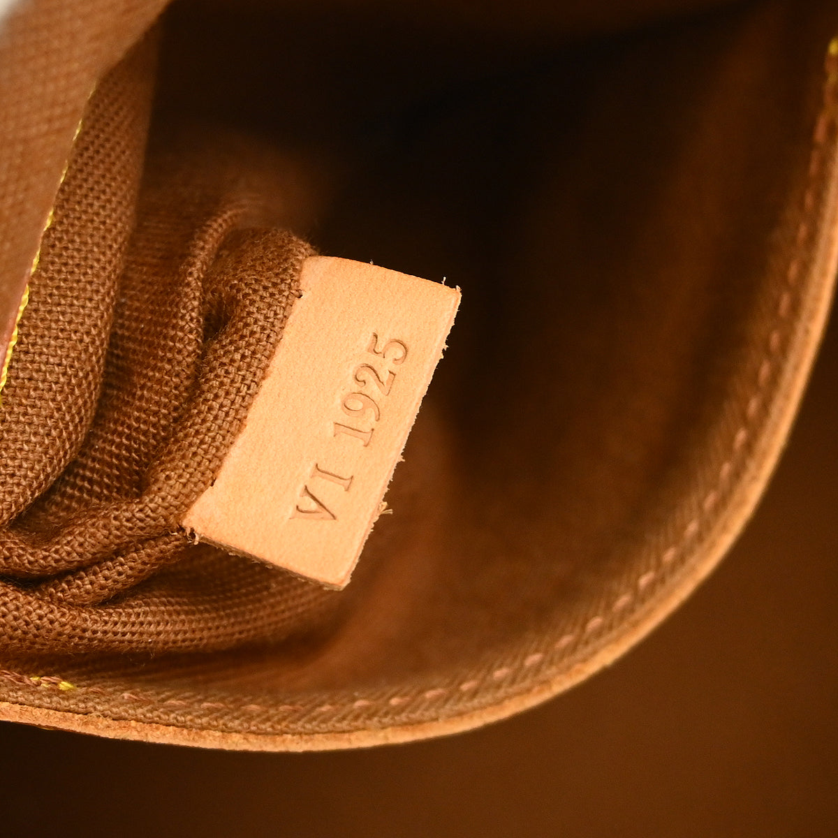 Louis Vuitton Alma