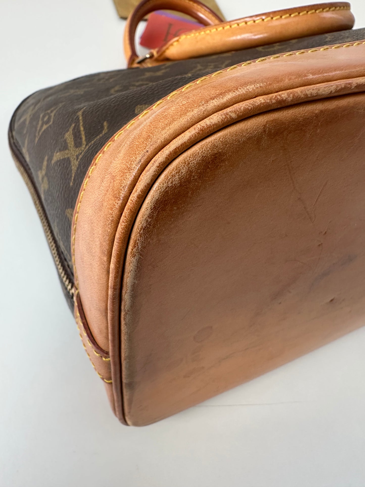 Louis Vuitton Alma