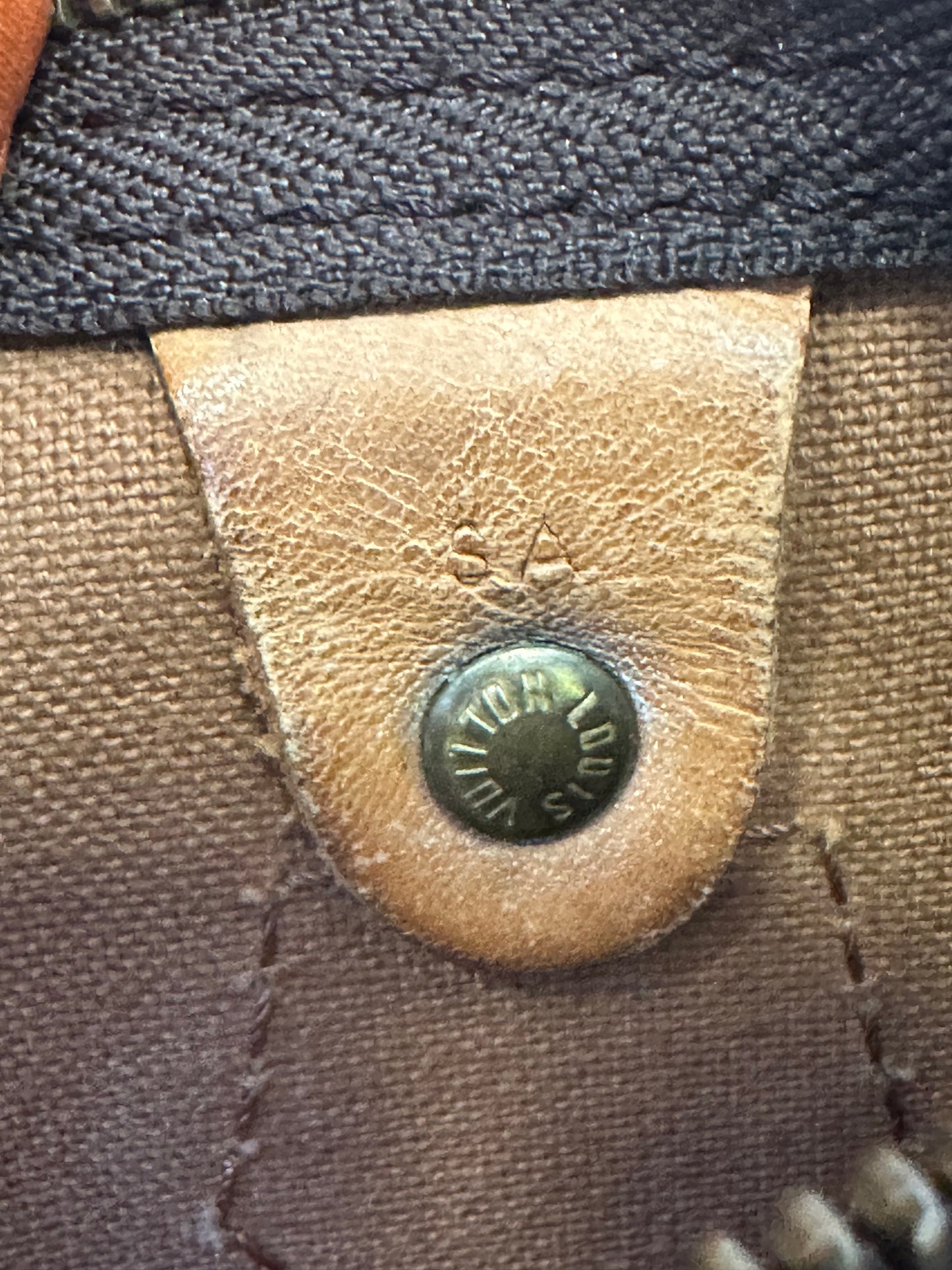 Louis Vuitton Speedy 30