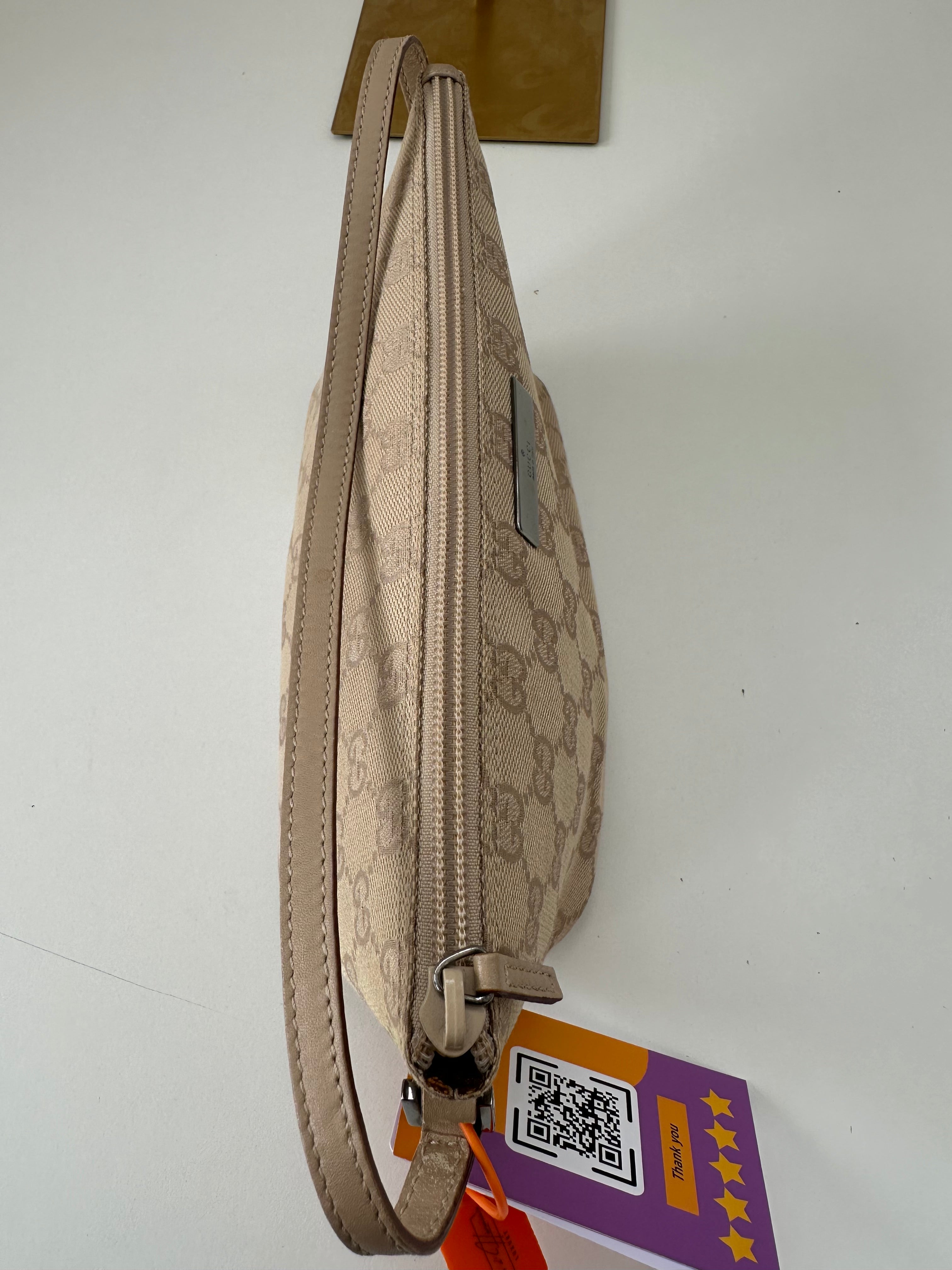 Gucci Pochette Beige