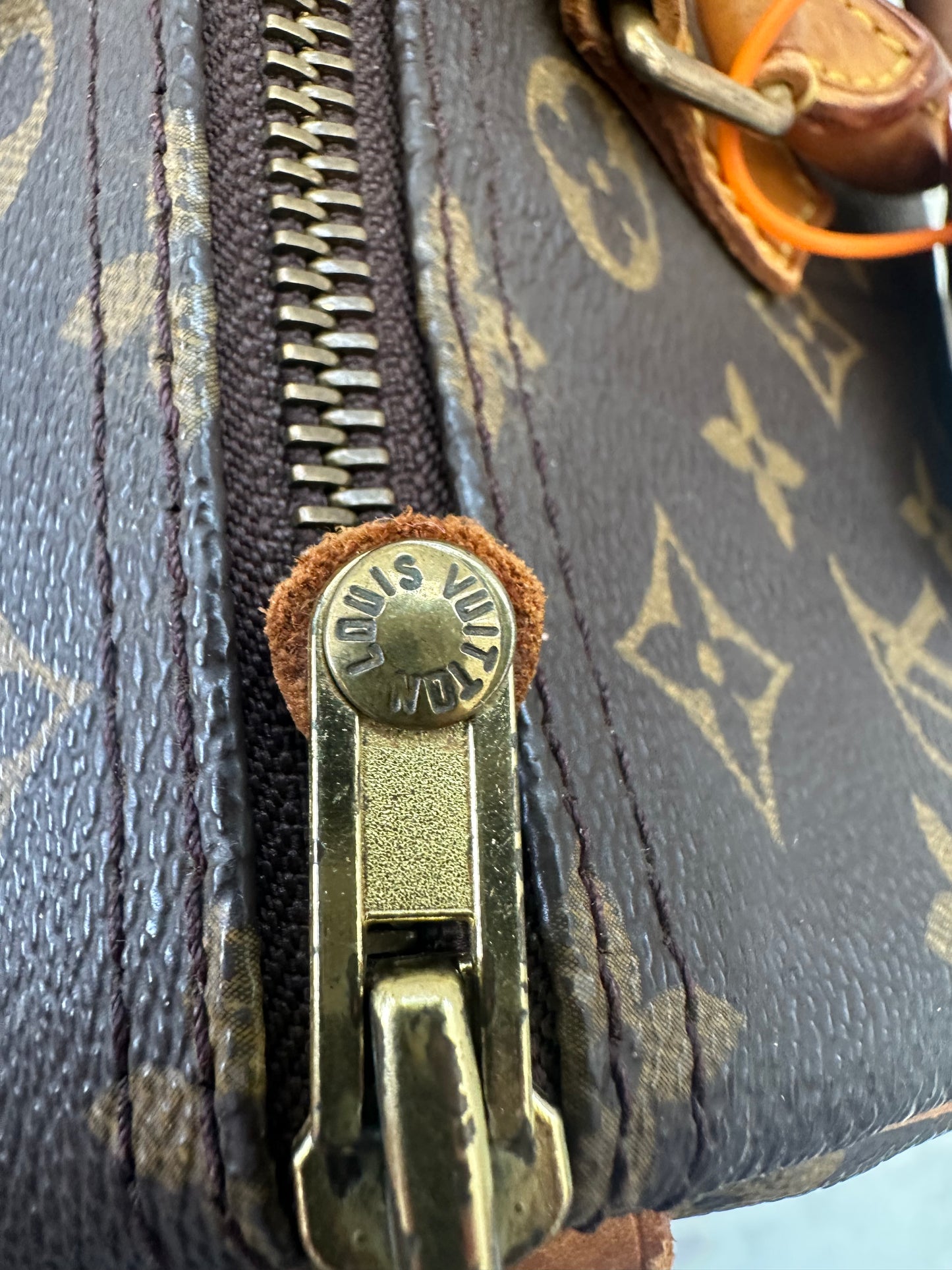 Louis Vuitton Speedy 30